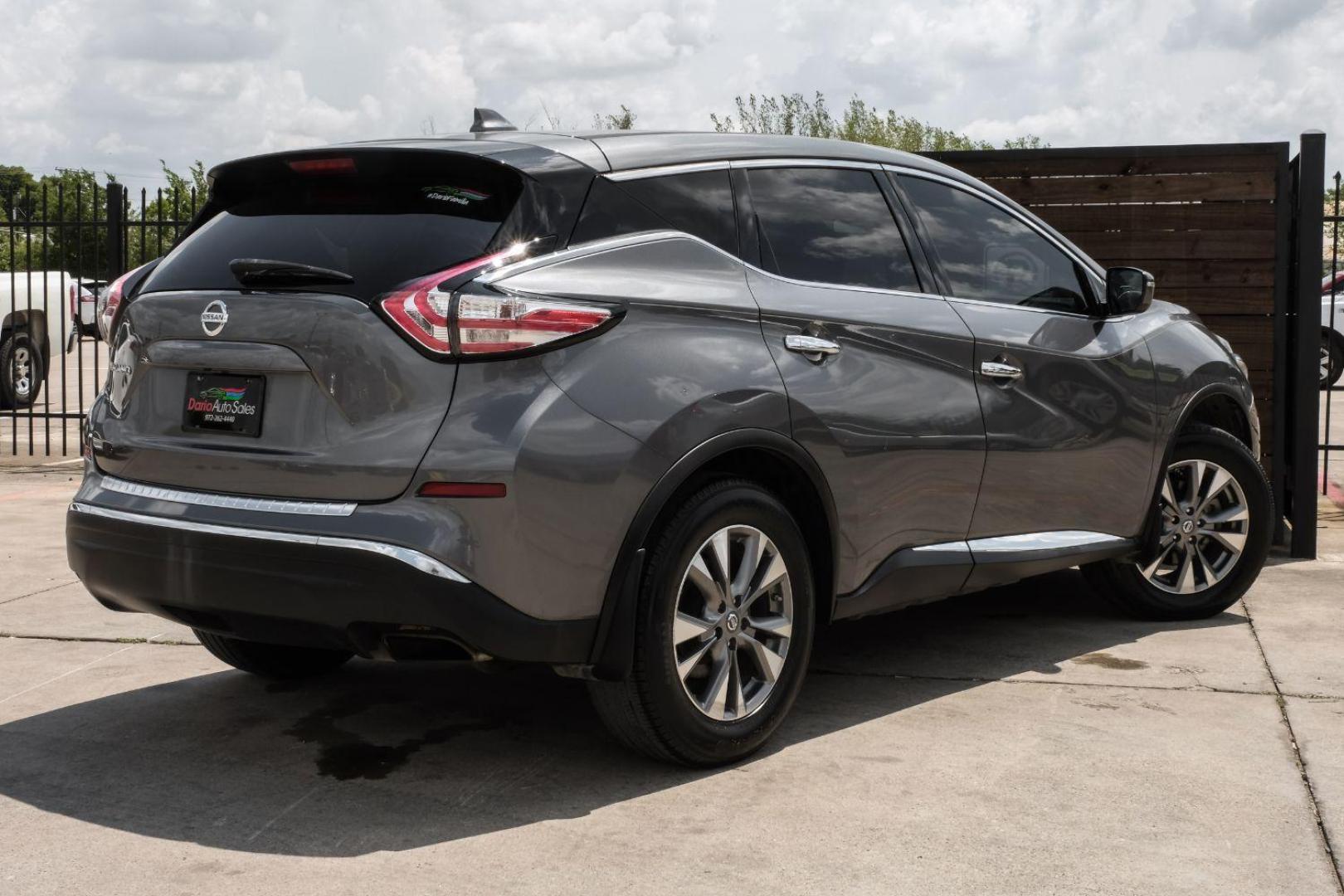 2018 GRAY Nissan Murano S (5N1AZ2MG0JN) with an 3.5L V6 DOHC 24V engine, Continuously Variable Transmission transmission, located at 2401 E Main St., Grand Prairie, TX, 75050, (972) 262-4440, 32.748981, -96.969643 - Photo#11