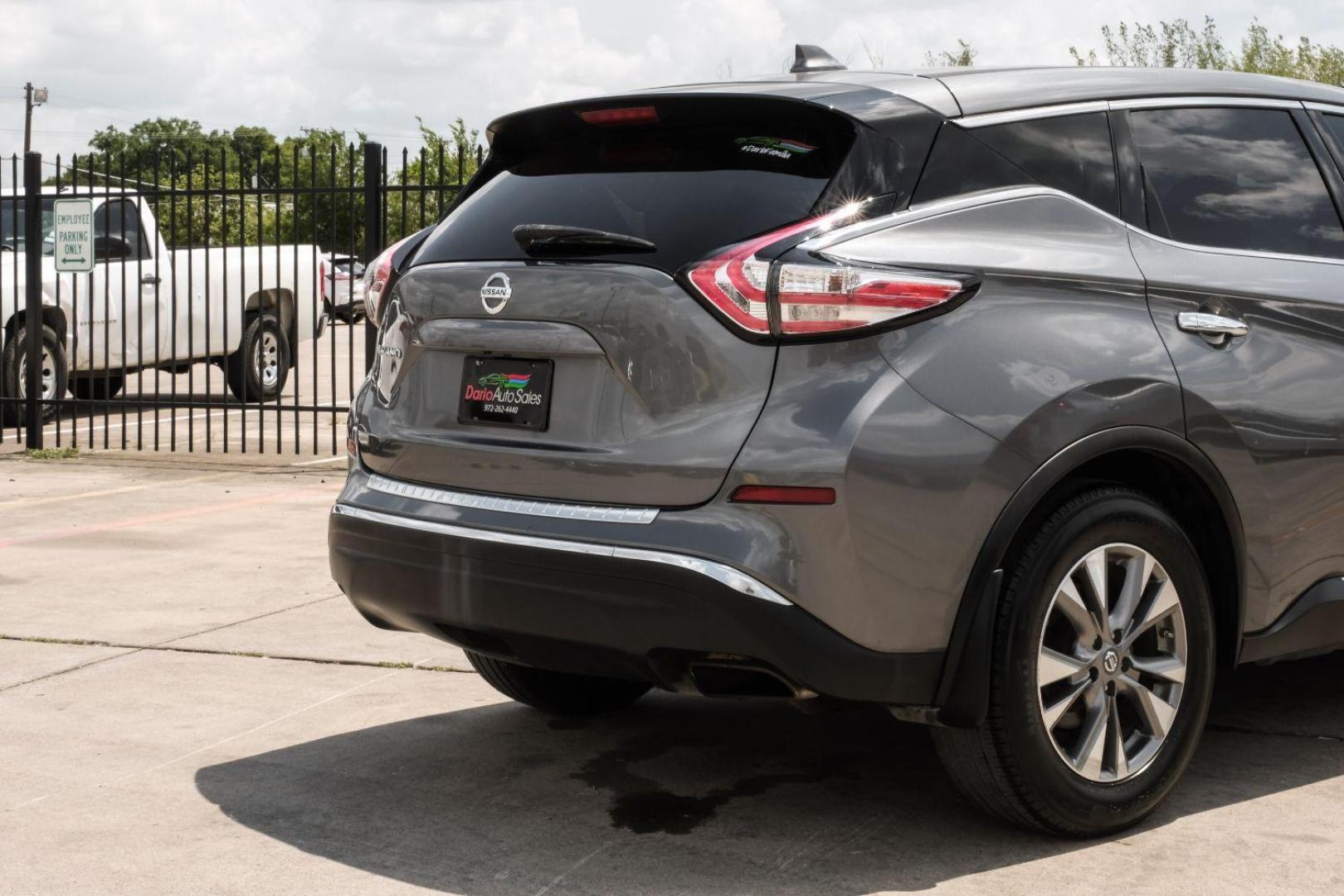 2018 GRAY Nissan Murano S (5N1AZ2MG0JN) with an 3.5L V6 DOHC 24V engine, Continuously Variable Transmission transmission, located at 2401 E Main St., Grand Prairie, TX, 75050, (972) 262-4440, 32.748981, -96.969643 - Photo#12