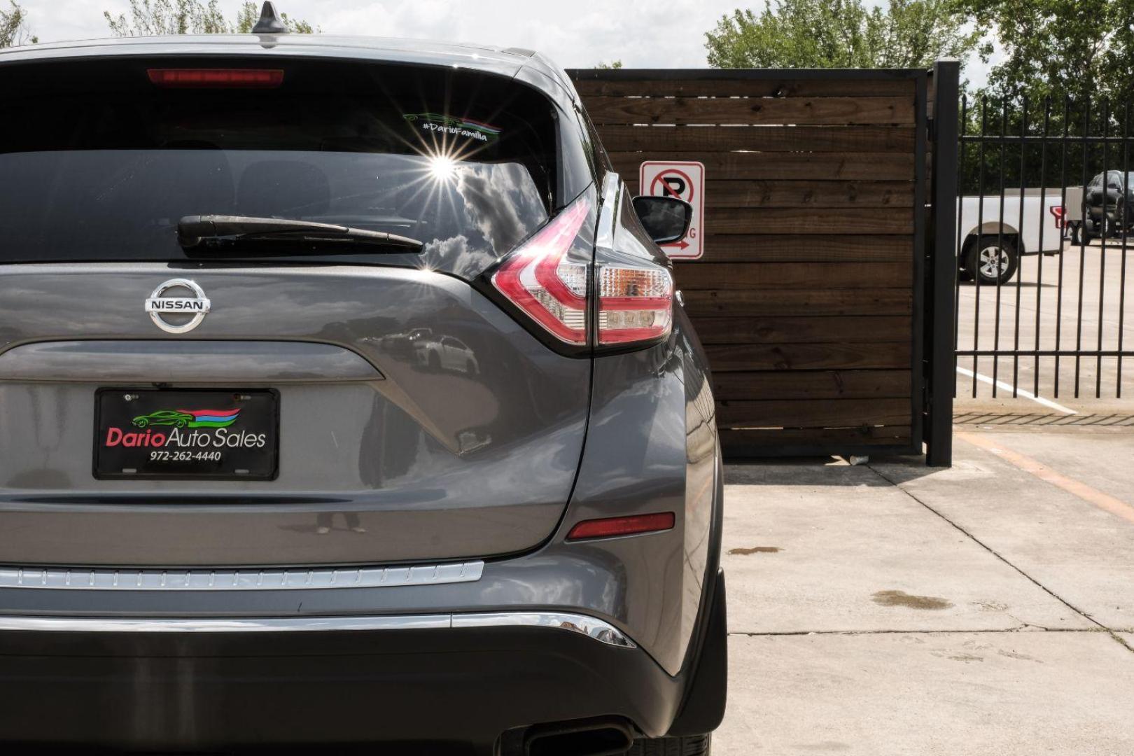 2018 GRAY Nissan Murano S (5N1AZ2MG0JN) with an 3.5L V6 DOHC 24V engine, Continuously Variable Transmission transmission, located at 2401 E Main St., Grand Prairie, TX, 75050, (972) 262-4440, 32.748981, -96.969643 - Photo#55