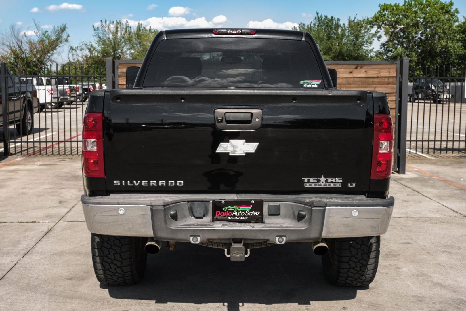 2011 Black Chevrolet Silverado 1500 LT Crew Cab 4WD (3GCPKSE36BG) with an 5.3L V8 OHV 16V FFV engine, 6-Speed Automatic transmission, located at 2401 E Main St., Grand Prairie, TX, 75050, (972) 262-4440, 32.748981, -96.969643 - Photo#12