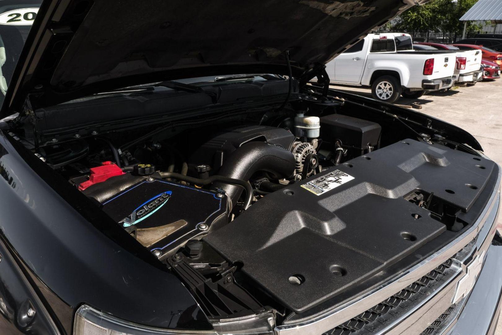 2011 Black Chevrolet Silverado 1500 LT Crew Cab 4WD (3GCPKSE36BG) with an 5.3L V8 OHV 16V FFV engine, 6-Speed Automatic transmission, located at 2401 E Main St., Grand Prairie, TX, 75050, (972) 262-4440, 32.748981, -96.969643 - Photo#54