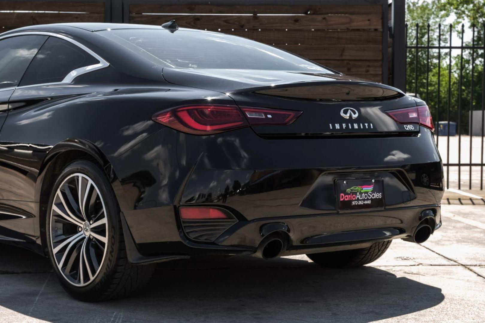 2017 BLACK Infiniti Q60 3.0t Premium (JN1EV7EK6HM) with an 3.0L V6 DOHC 24V TURBO engine, 7-Speed Automatic transmission, located at 2401 E Main St., Grand Prairie, TX, 75050, (972) 262-4440, 32.748981, -96.969643 - Photo#18