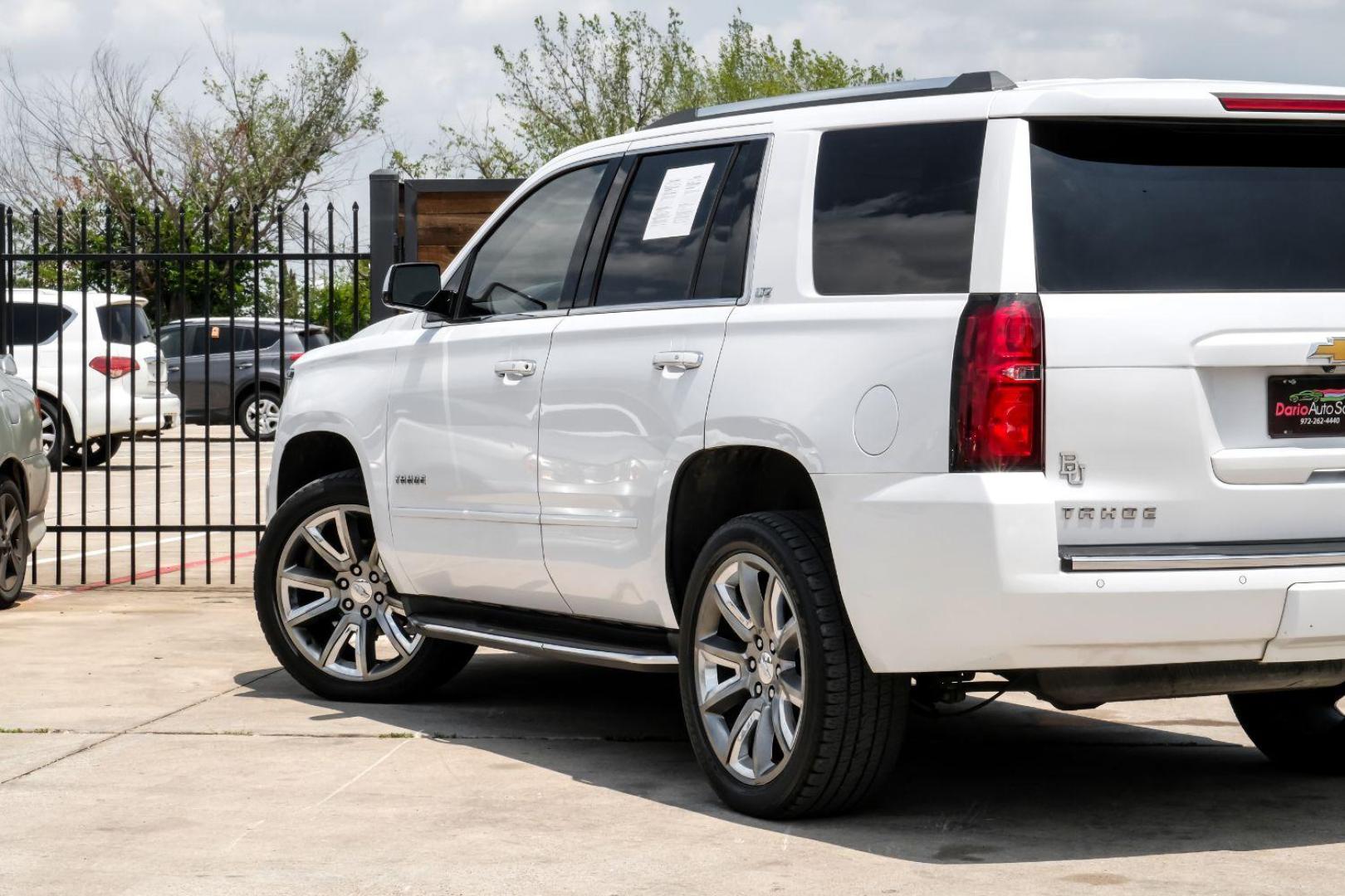 2016 White Chevrolet Tahoe LTZ 2WD (1GNSCCKC9GR) with an 5.3L V8 OHV 16V engine, 6-Speed Automatic transmission, located at 2401 E Main St., Grand Prairie, TX, 75050, (972) 262-4440, 32.748981, -96.969643 - Photo#13