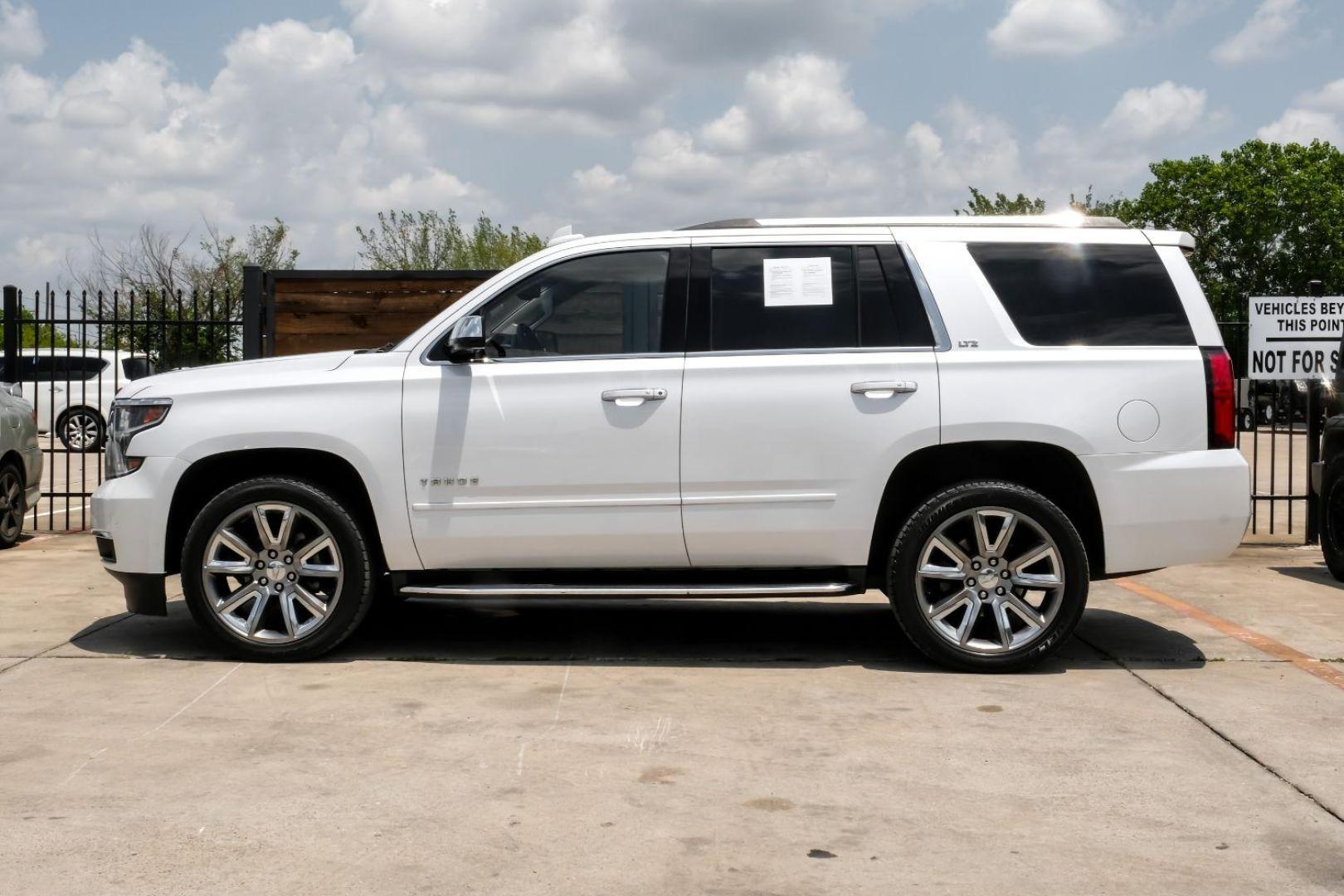 2016 White Chevrolet Tahoe LTZ 2WD (1GNSCCKC9GR) with an 5.3L V8 OHV 16V engine, 6-Speed Automatic transmission, located at 2401 E Main St., Grand Prairie, TX, 75050, (972) 262-4440, 32.748981, -96.969643 - Photo#15