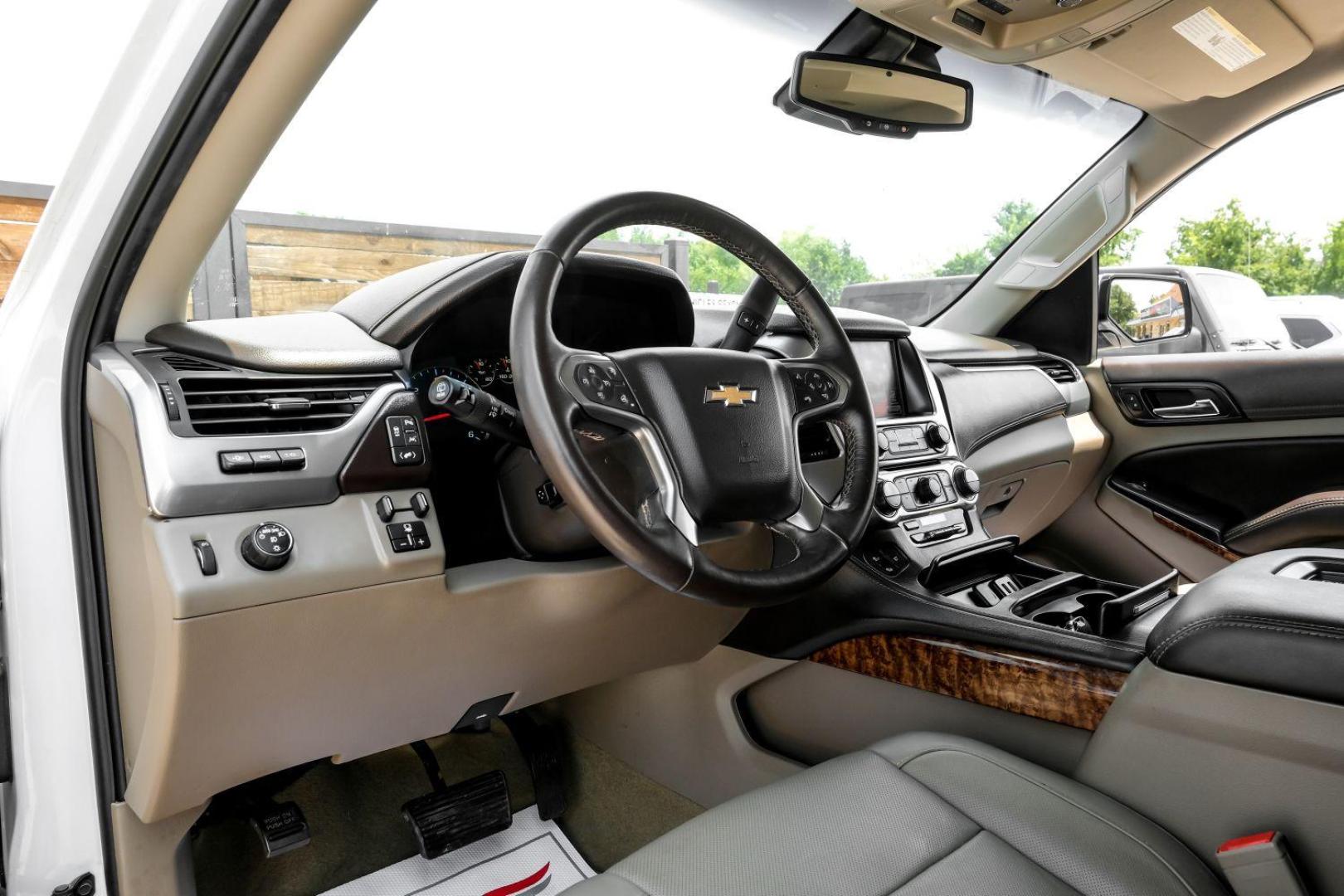 2016 White Chevrolet Tahoe LTZ 2WD (1GNSCCKC9GR) with an 5.3L V8 OHV 16V engine, 6-Speed Automatic transmission, located at 2401 E Main St., Grand Prairie, TX, 75050, (972) 262-4440, 32.748981, -96.969643 - Photo#2