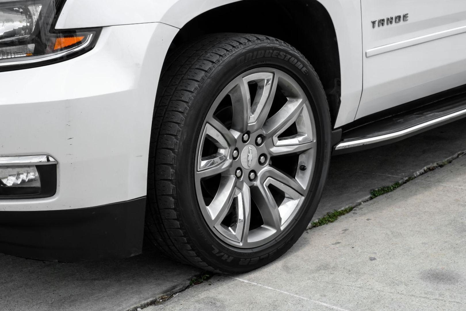 2016 White Chevrolet Tahoe LTZ 2WD (1GNSCCKC9GR) with an 5.3L V8 OHV 16V engine, 6-Speed Automatic transmission, located at 2401 E Main St., Grand Prairie, TX, 75050, (972) 262-4440, 32.748981, -96.969643 - Photo#55