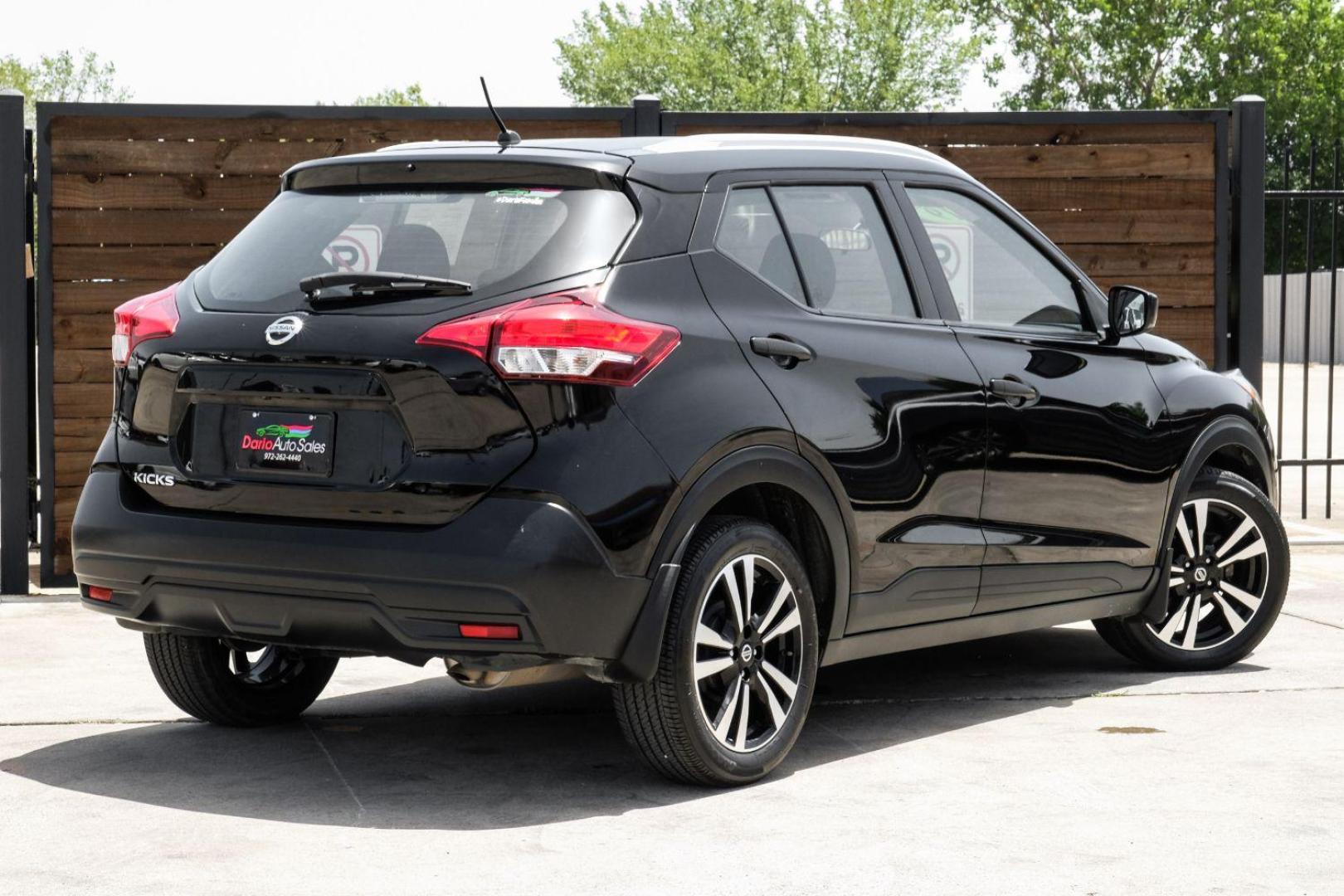 2019 BLACK Nissan Kicks S (3N1CP5CU9KL) with an 1.6L L4 engine, Continuously Variable Transmission transmission, located at 2401 E Main St., Grand Prairie, TX, 75050, (972) 262-4440, 32.748981, -96.969643 - Photo#9