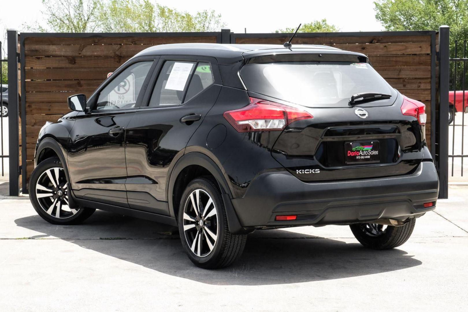 2019 BLACK Nissan Kicks S (3N1CP5CU9KL) with an 1.6L L4 engine, Continuously Variable Transmission transmission, located at 2401 E Main St., Grand Prairie, TX, 75050, (972) 262-4440, 32.748981, -96.969643 - Photo#11