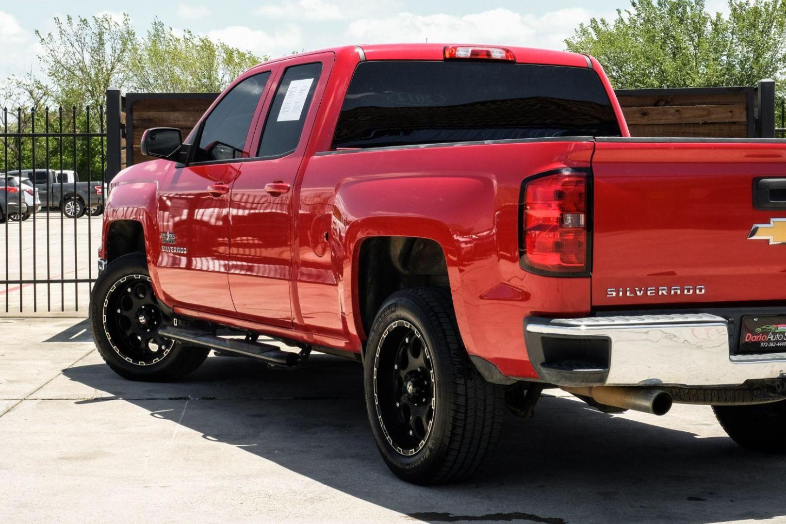 2014 Red Chevrolet Silverado 1500 1LT Double Cab 2WD (1GCRCREC4EZ) with an 5.3L V8 OHV 16V engine, 6-Speed Automatic transmission, located at 2401 E Main St., Grand Prairie, TX, 75050, (972) 262-4440, 32.748981, -96.969643 - Photo#12