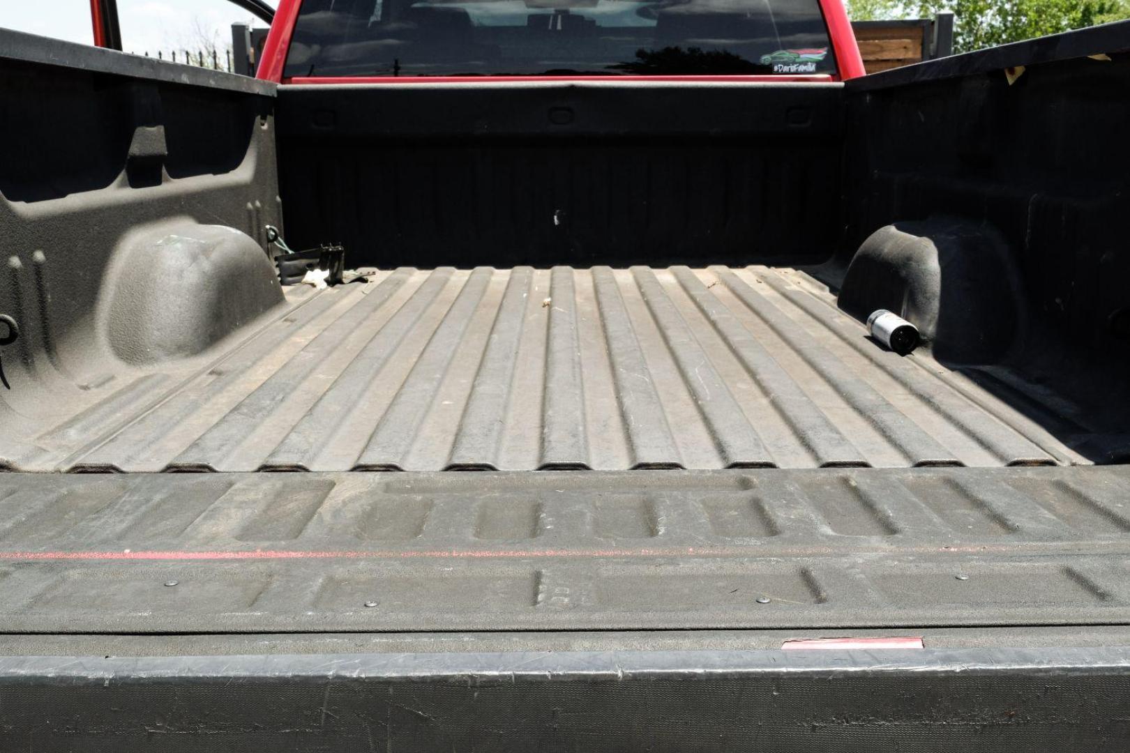 2014 Red Chevrolet Silverado 1500 1LT Double Cab 2WD (1GCRCREC4EZ) with an 5.3L V8 OHV 16V engine, 6-Speed Automatic transmission, located at 2401 E Main St., Grand Prairie, TX, 75050, (972) 262-4440, 32.748981, -96.969643 - Photo#47