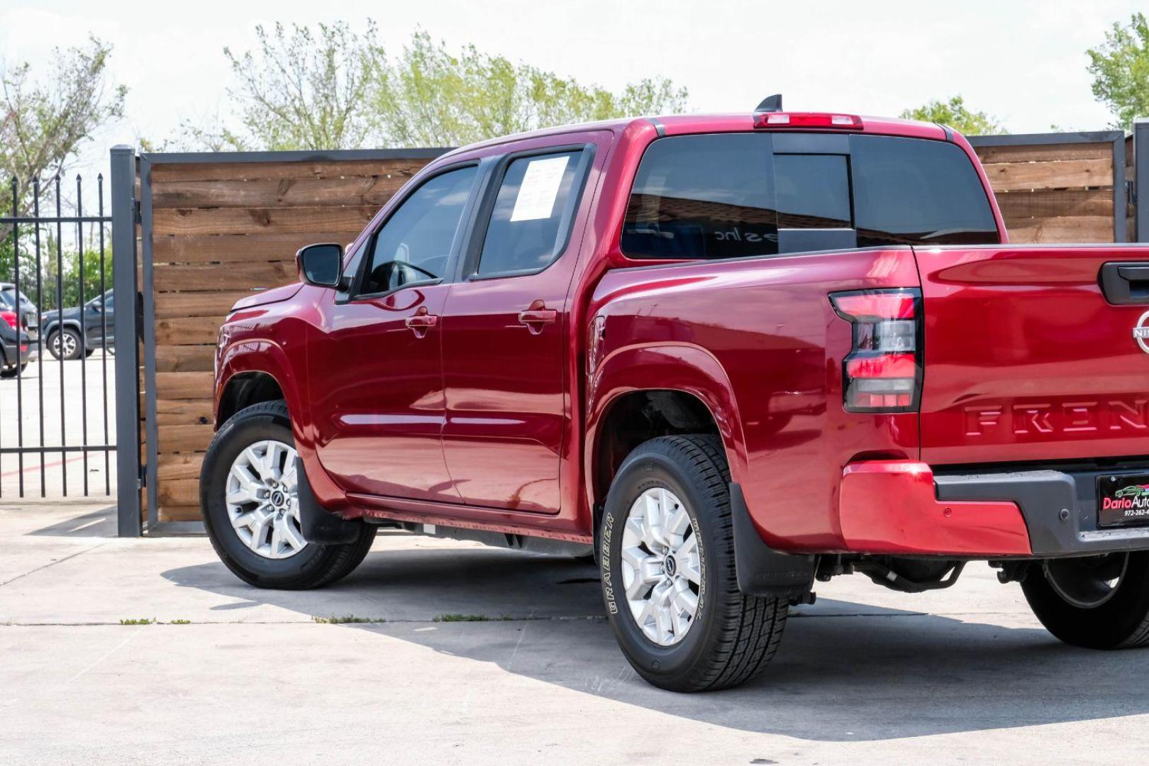 2023 red Nissan Frontier SV Crew Cab 2WD (1N6ED1EJ0PN) with an 3.8L V6 DOHC 24V engine, 9-Speed Automatic transmission, located at 2401 E Main St., Grand Prairie, TX, 75050, (972) 262-4440, 32.748981, -96.969643 - Photo#12