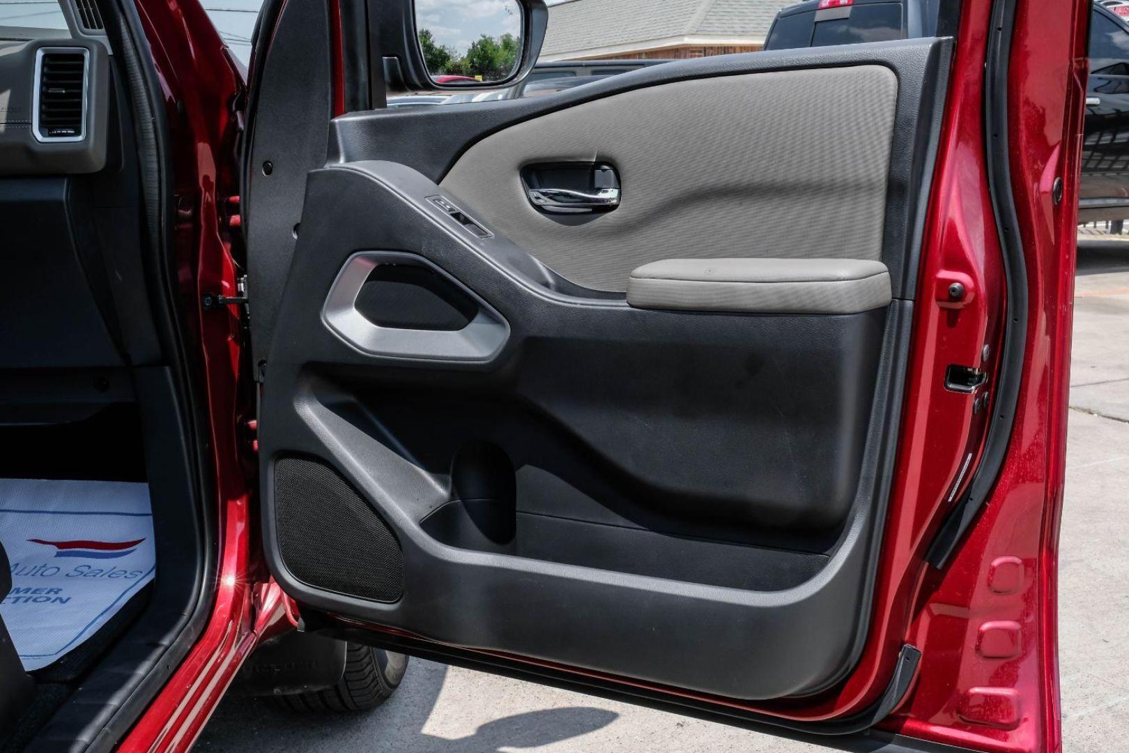 2023 red Nissan Frontier SV Crew Cab 2WD (1N6ED1EJ0PN) with an 3.8L V6 DOHC 24V engine, 9-Speed Automatic transmission, located at 2401 E Main St., Grand Prairie, TX, 75050, (972) 262-4440, 32.748981, -96.969643 - Photo#44