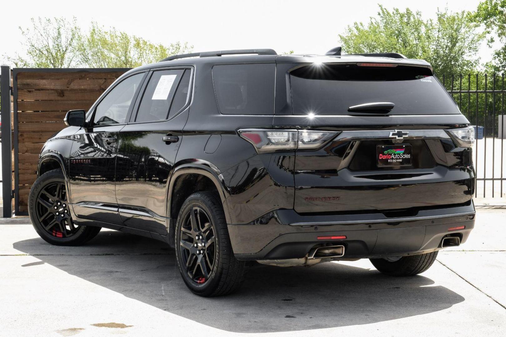 2019 Black Chevrolet Traverse Premier FWD (1GNERKKW0KJ) with an 3.6L V6 DOHC 24V engine, 9-Speed Automatic transmission, located at 2401 E Main St., Grand Prairie, TX, 75050, (972) 262-4440, 32.748981, -96.969643 - Photo#12