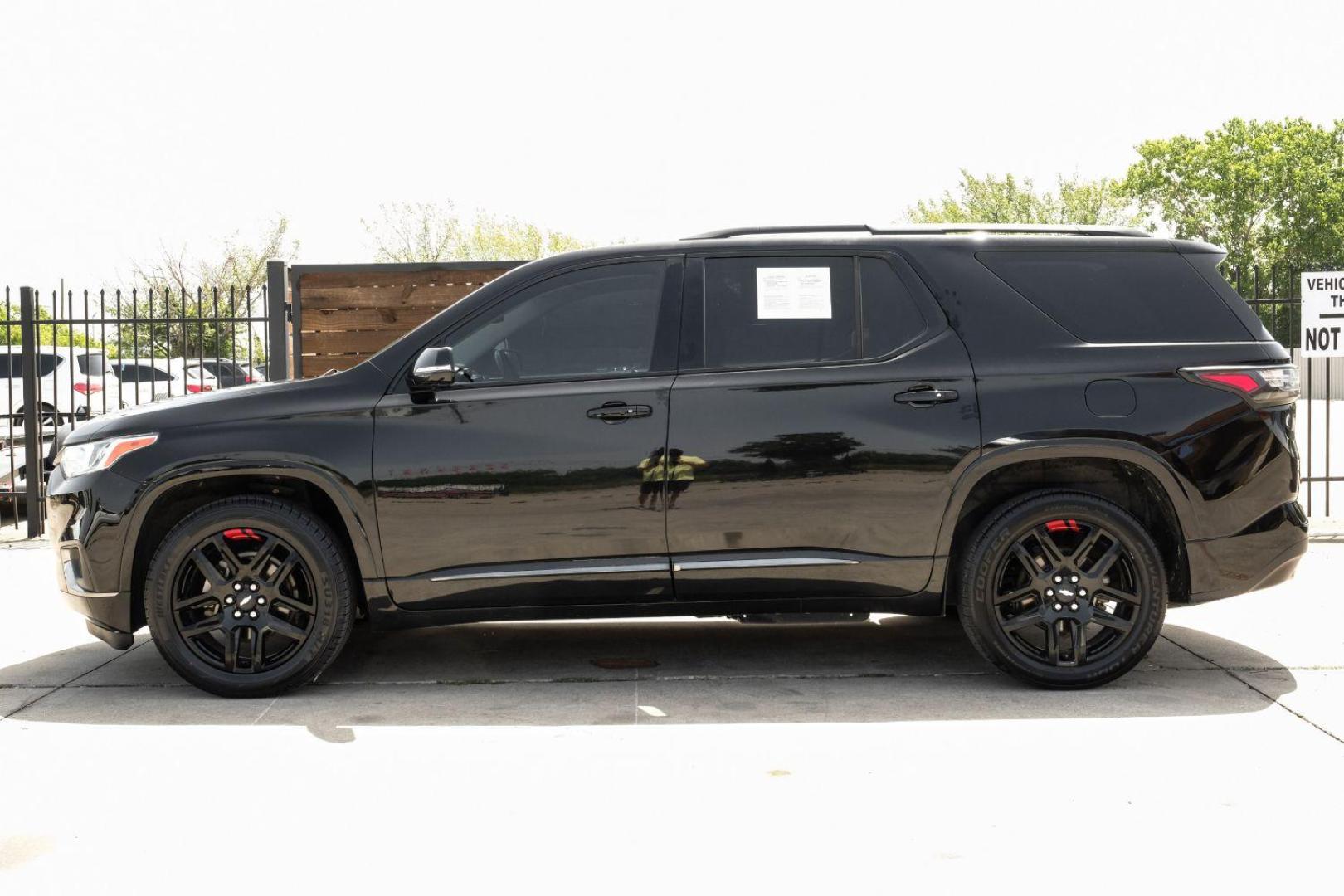 2019 Black Chevrolet Traverse Premier FWD (1GNERKKW0KJ) with an 3.6L V6 DOHC 24V engine, 9-Speed Automatic transmission, located at 2401 E Main St., Grand Prairie, TX, 75050, (972) 262-4440, 32.748981, -96.969643 - Photo#15