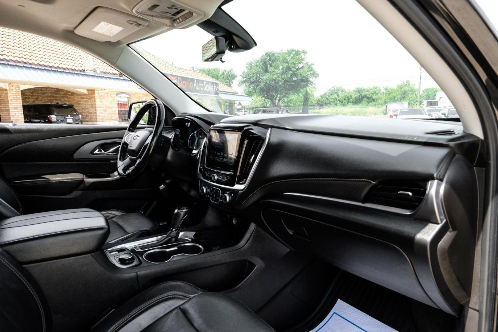 2019 Black Chevrolet Traverse Premier FWD (1GNERKKW0KJ) with an 3.6L V6 DOHC 24V engine, 9-Speed Automatic transmission, located at 2401 E Main St., Grand Prairie, TX, 75050, (972) 262-4440, 32.748981, -96.969643 - Photo#16