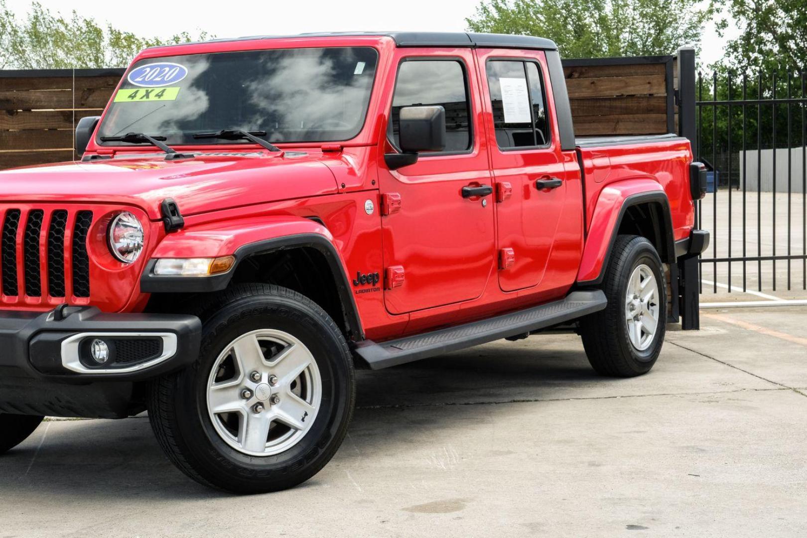 2020 Red Jeep Gladiator Sport (1C6HJTAG1LL) with an 3.6L V6 DOHC 24V engine, located at 2401 E Main St., Grand Prairie, TX, 75050, (972) 262-4440, 32.748981, -96.969643 - Photo#5