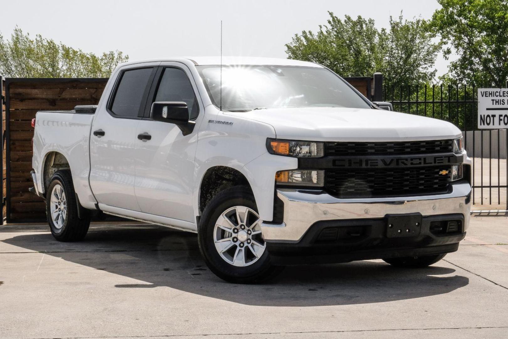 2020 white Chevrolet Silverado 1500 Work Truck Crew Cab Short Box 2WD (3GCPWAEF8LG) with an 5.3L V8 OHV 16V engine, 6-Speed Automatic transmission, located at 2401 E Main St., Grand Prairie, TX, 75050, (972) 262-4440, 32.748981, -96.969643 - Photo#7