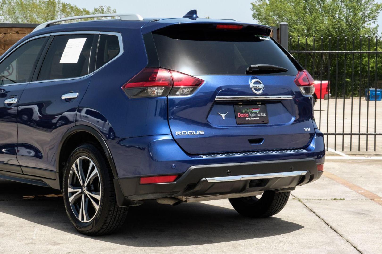 2020 blue Nissan Rogue SV 2WD (5N1AT2MT3LC) with an 2.5L L4 DOHC 16V engine, Continuously Variable Transmission transmission, located at 2401 E Main St., Grand Prairie, TX, 75050, (972) 262-4440, 32.748981, -96.969643 - Photo#14