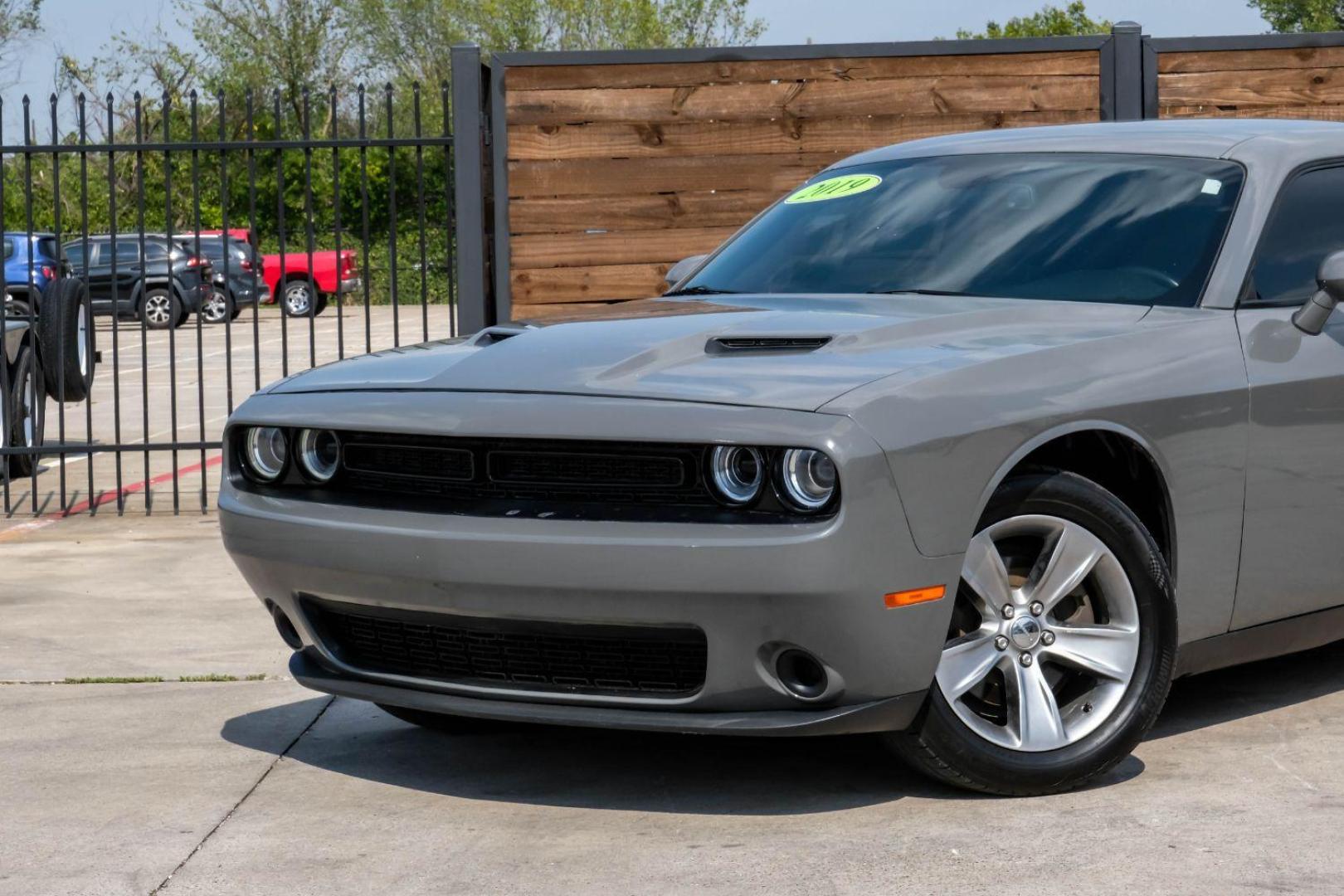 2019 gray Dodge Challenger SXT (2C3CDZAG2KH) with an 3.6L V6 DOHC 24V engine, 8-Speed Automatic transmission, located at 2401 E Main St., Grand Prairie, TX, 75050, (972) 262-4440, 32.748981, -96.969643 - Photo#4