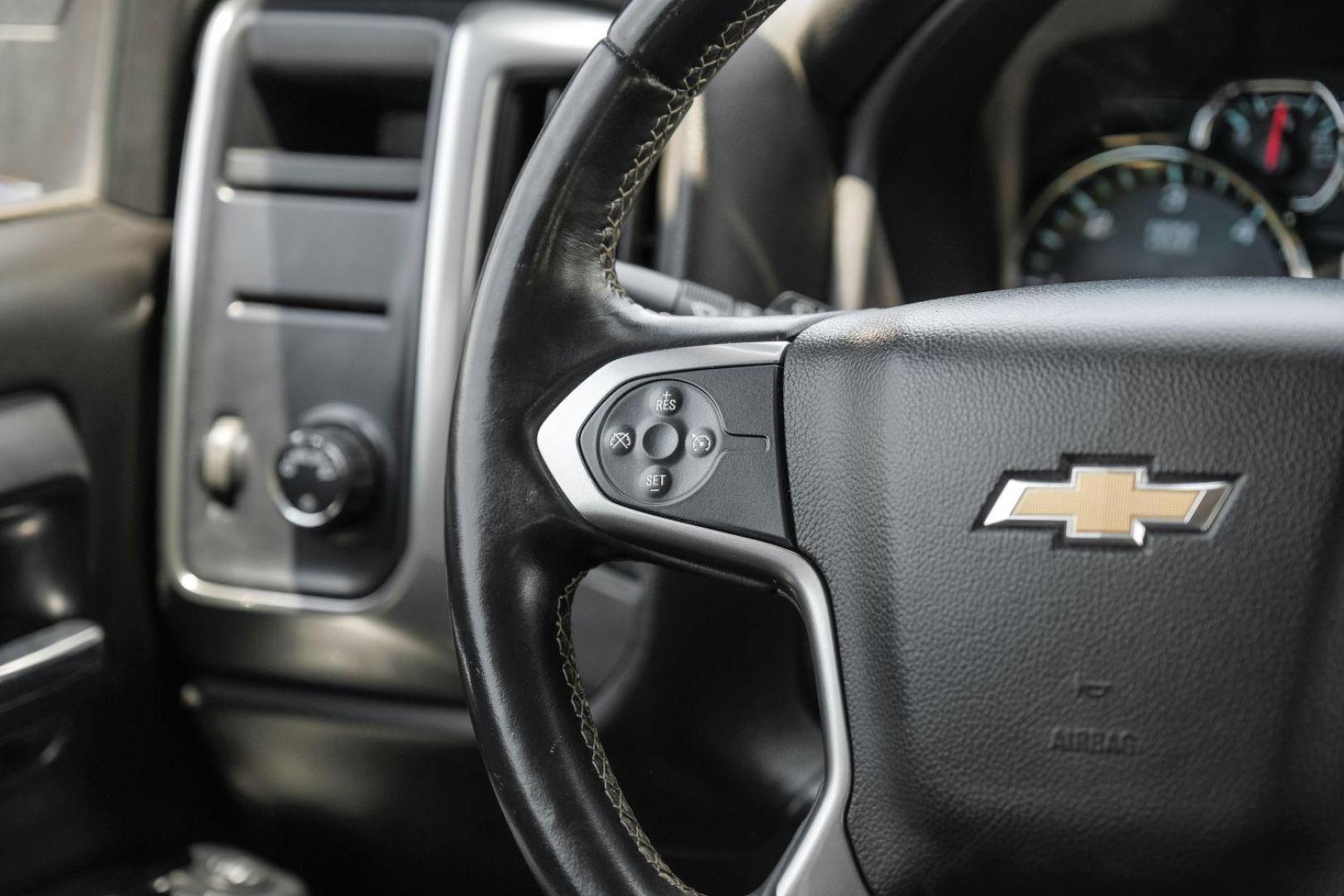 2014 black Chevrolet Silverado 1500 1LT Double Cab 2WD (1GCRCREH2EZ) with an 4.3L V6 OHV 12V engine, 6-Speed Automatic transmission, located at 2401 E Main St., Grand Prairie, TX, 75050, (972) 262-4440, 32.748981, -96.969643 - Photo#20