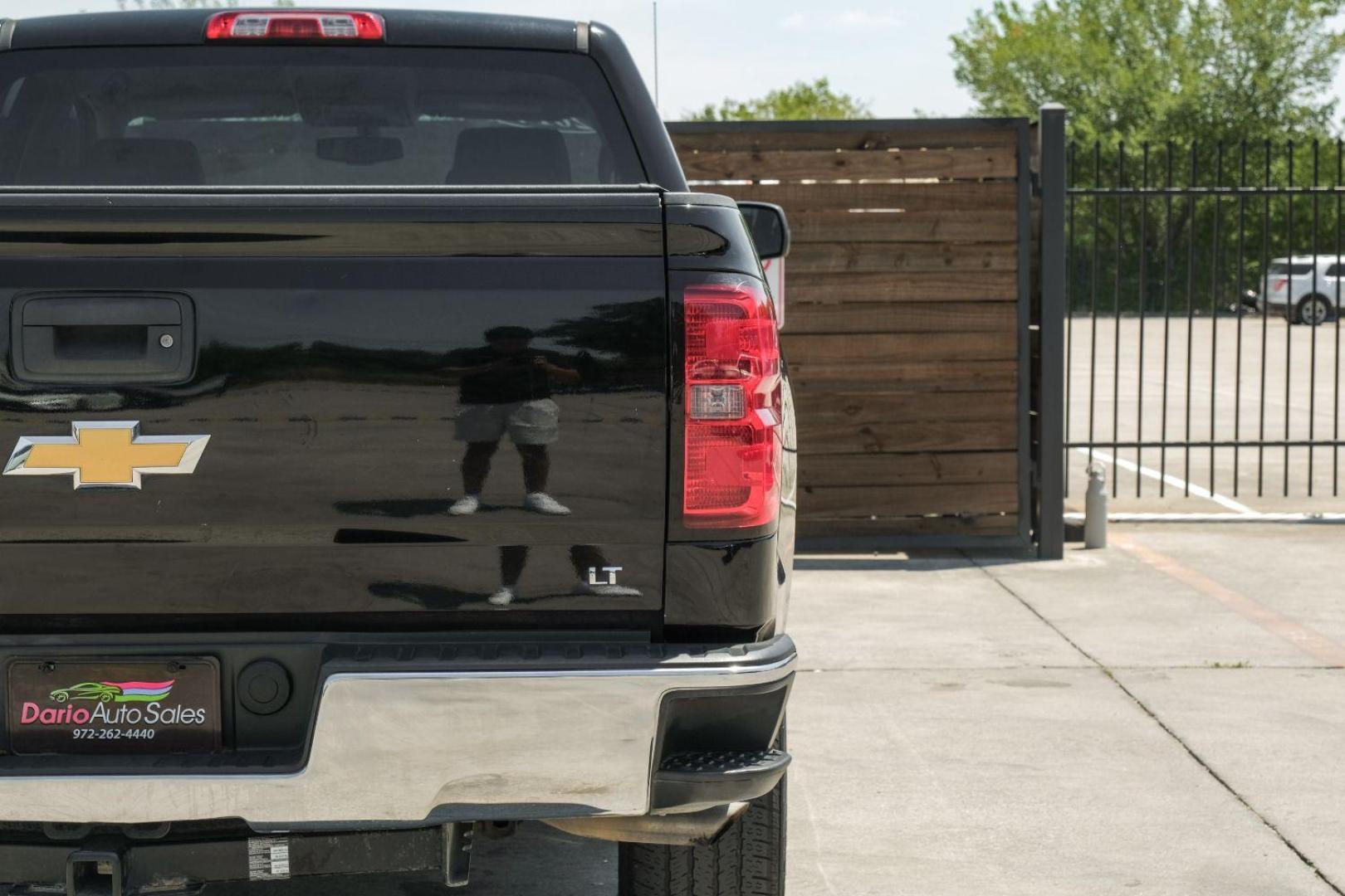 2014 black Chevrolet Silverado 1500 1LT Double Cab 2WD (1GCRCREH2EZ) with an 4.3L V6 OHV 12V engine, 6-Speed Automatic transmission, located at 2401 E Main St., Grand Prairie, TX, 75050, (972) 262-4440, 32.748981, -96.969643 - Photo#51