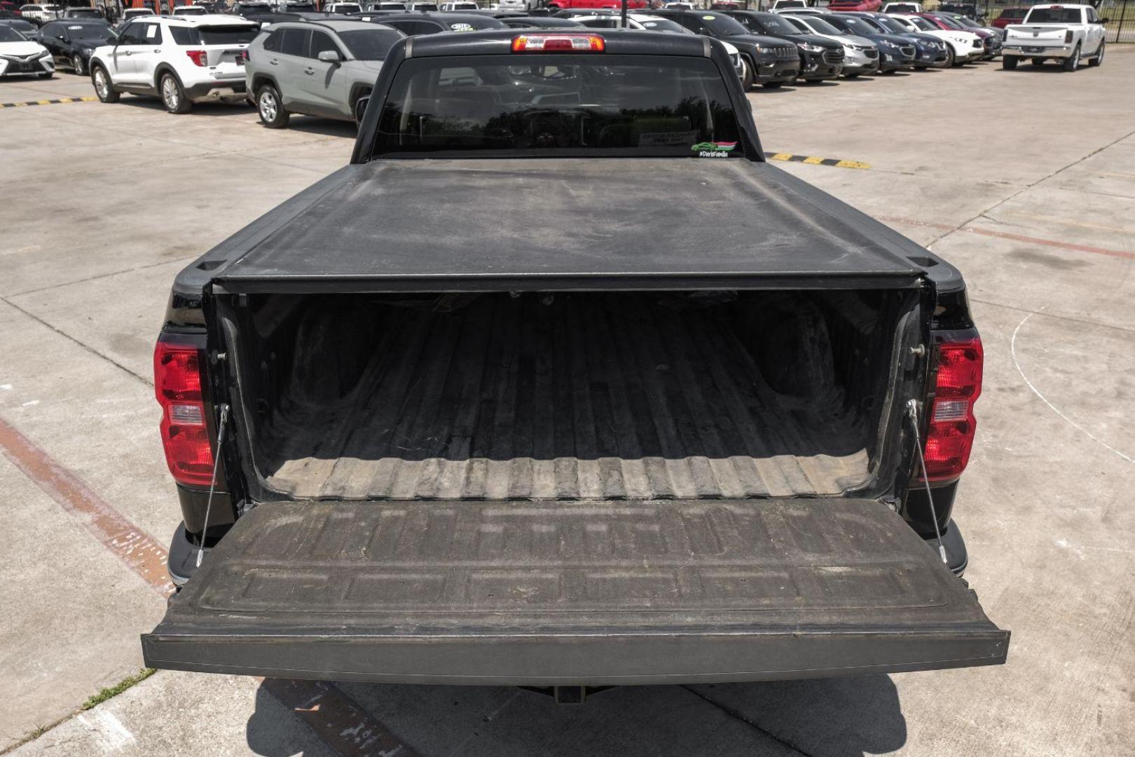 2014 black Chevrolet Silverado 1500 1LT Double Cab 2WD (1GCRCREH2EZ) with an 4.3L V6 OHV 12V engine, 6-Speed Automatic transmission, located at 2401 E Main St., Grand Prairie, TX, 75050, (972) 262-4440, 32.748981, -96.969643 - Photo#56