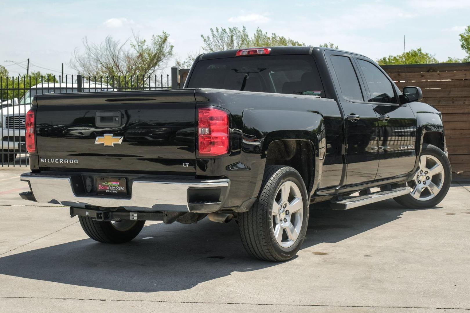 2014 black Chevrolet Silverado 1500 1LT Double Cab 2WD (1GCRCREH2EZ) with an 4.3L V6 OHV 12V engine, 6-Speed Automatic transmission, located at 2401 E Main St., Grand Prairie, TX, 75050, (972) 262-4440, 32.748981, -96.969643 - Photo#8