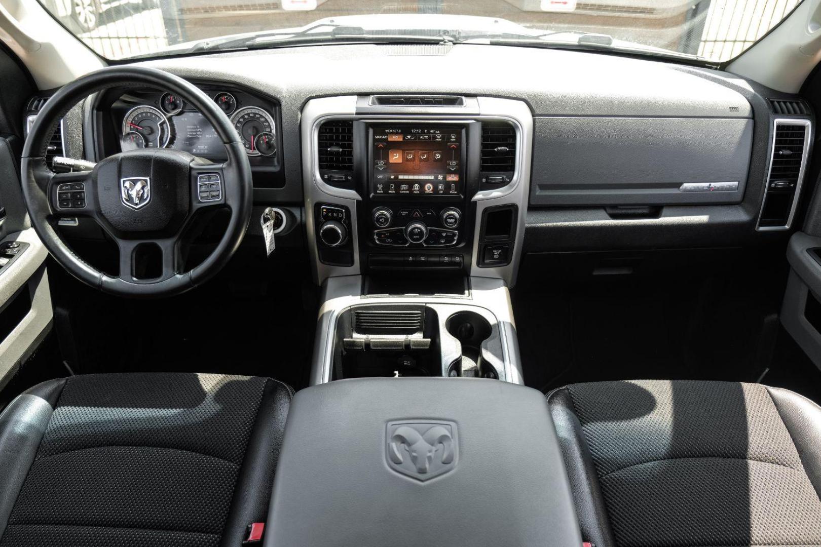 2017 White RAM 1500 SLT Crew Cab SWB 2WD (1C6RR6LGXHS) with an 3.6L V6 DOHC 24V FFV engine, 8-Speed Automatic transmission, located at 2401 E Main St., Grand Prairie, TX, 75050, (972) 262-4440, 32.748981, -96.969643 - Photo#18