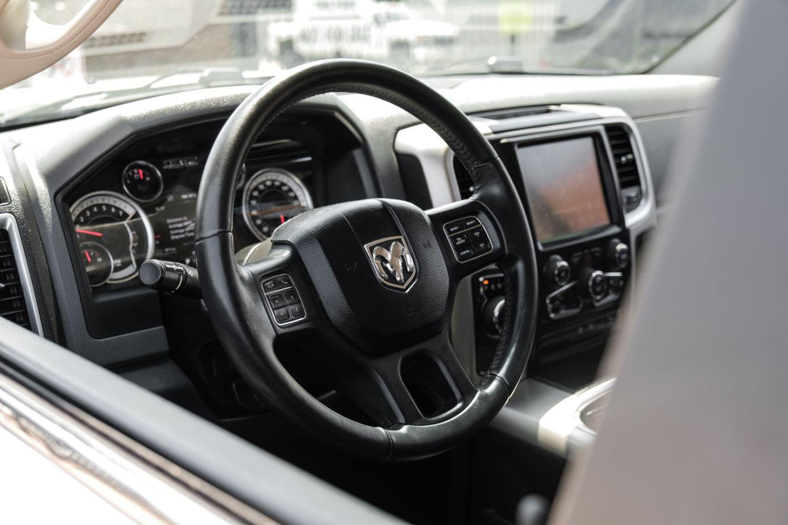 2017 White RAM 1500 SLT Crew Cab SWB 2WD (1C6RR6LGXHS) with an 3.6L V6 DOHC 24V FFV engine, 8-Speed Automatic transmission, located at 2401 E Main St., Grand Prairie, TX, 75050, (972) 262-4440, 32.748981, -96.969643 - Photo#20