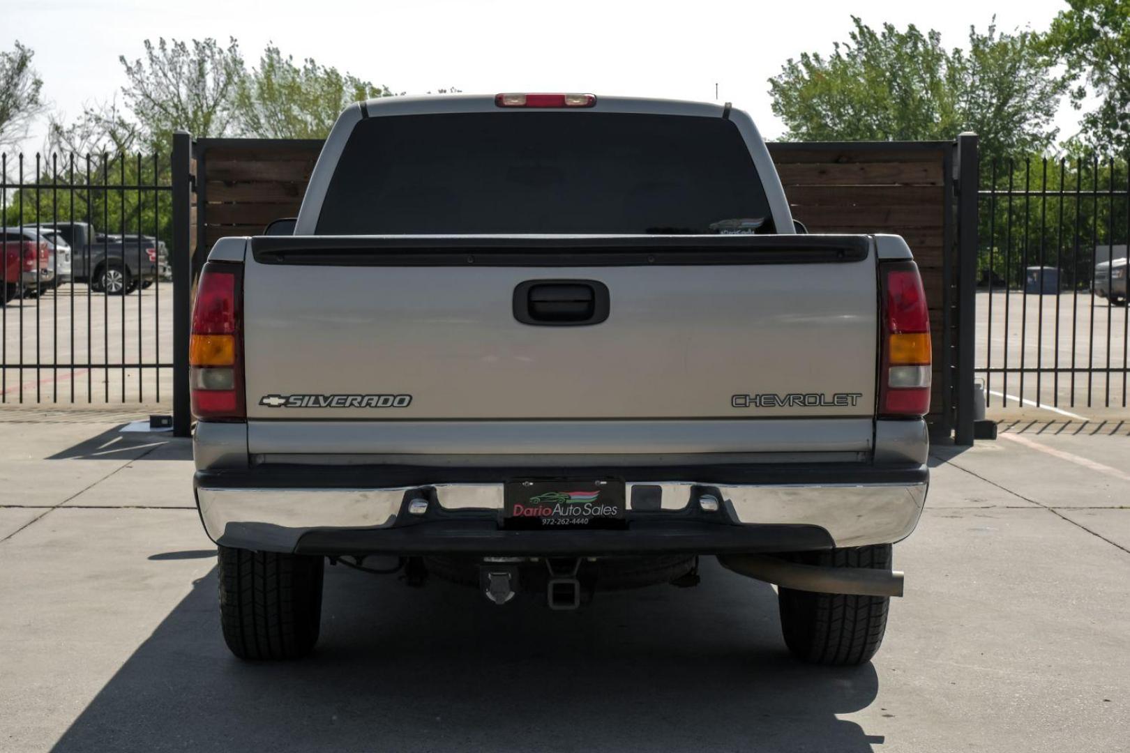 2001 GOLD Chevrolet Silverado 1500 LT Ext. Cab Long Bed 2WD with OnStar (2GCEC19T511) with an 5.3L V8 OHV 16V engine, 4-Speed Automatic transmission, located at 2401 E Main St., Grand Prairie, TX, 75050, (972) 262-4440, 32.748981, -96.969643 - Photo#12