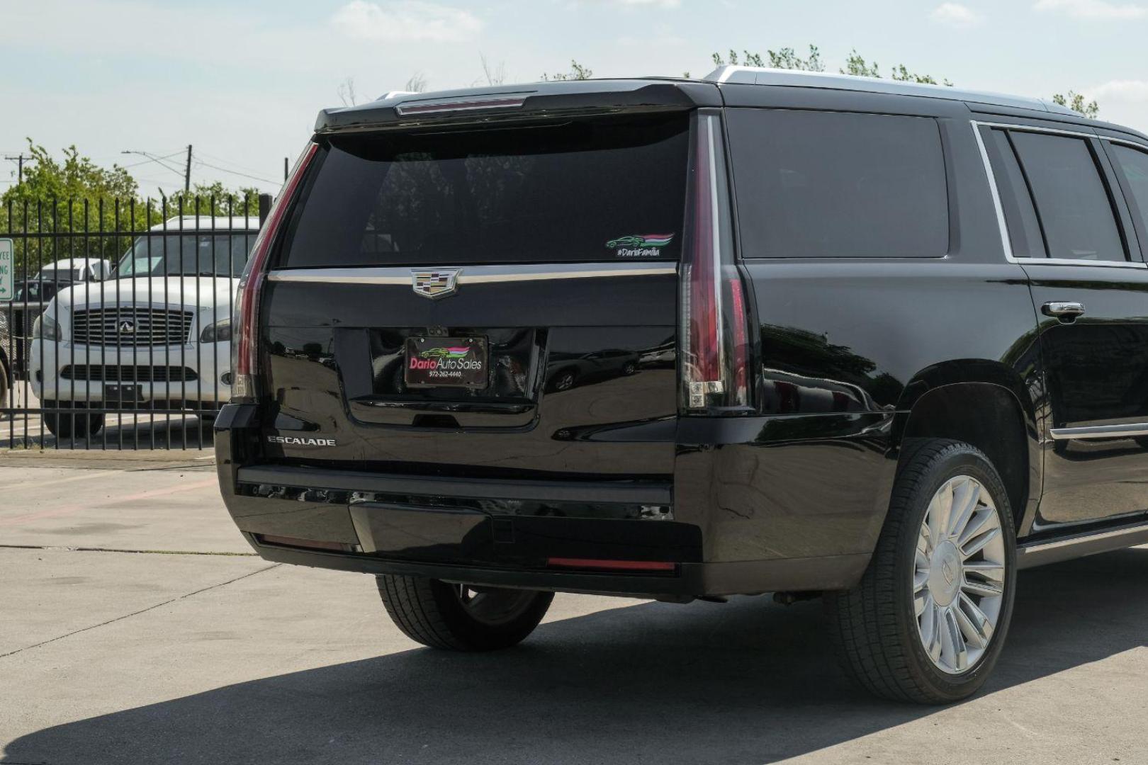 2017 Black Cadillac Escalade ESV 2WD Platinum (1GYS3KKJ7HR) with an 6.2L V8 OHV 16V FFV engine, 8-Speed Automatic transmission, located at 2401 E Main St., Grand Prairie, TX, 75050, (972) 262-4440, 32.748981, -96.969643 - Photo#10