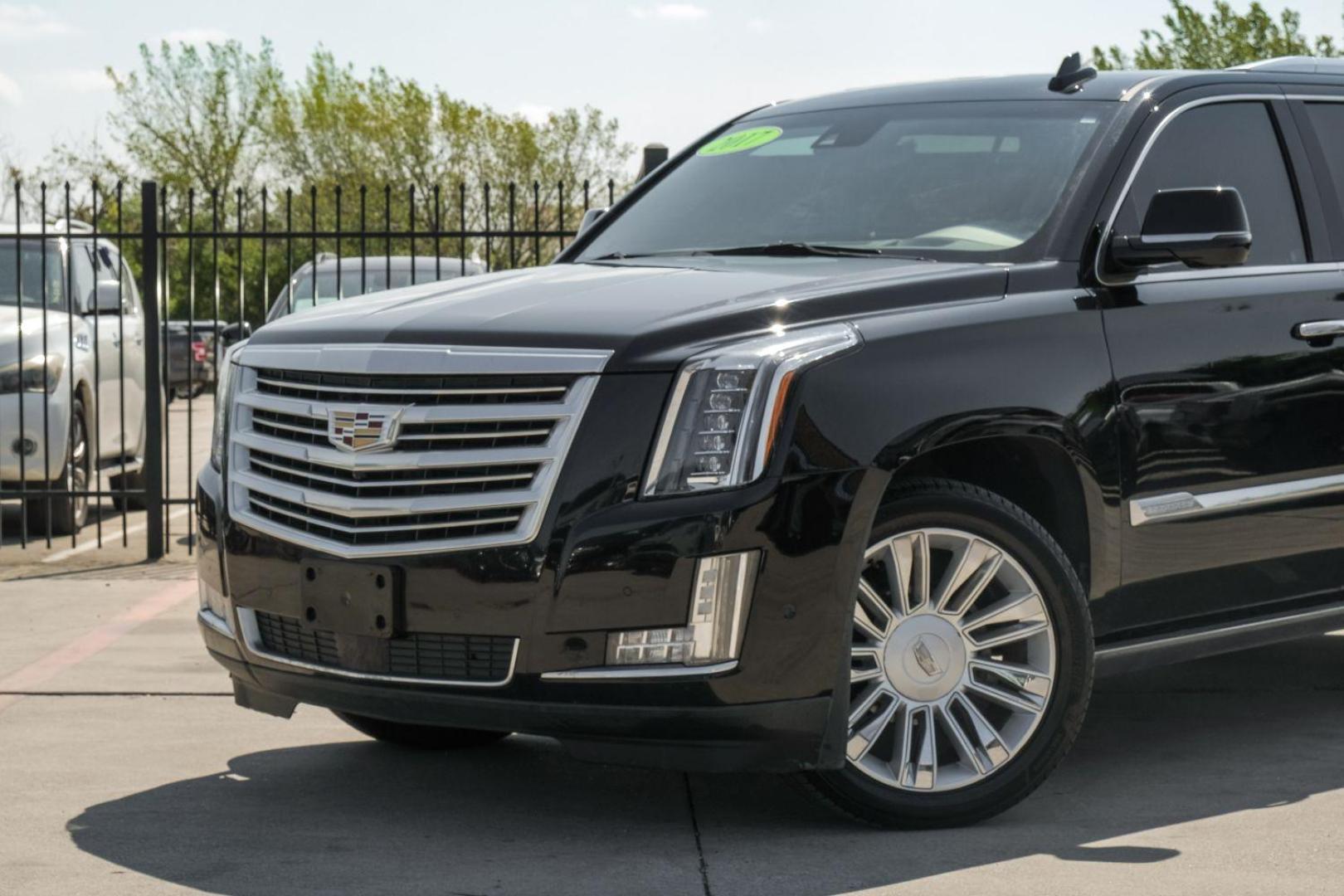 2017 Black Cadillac Escalade ESV 2WD Platinum (1GYS3KKJ7HR) with an 6.2L V8 OHV 16V FFV engine, 8-Speed Automatic transmission, located at 2401 E Main St., Grand Prairie, TX, 75050, (972) 262-4440, 32.748981, -96.969643 - Photo#5