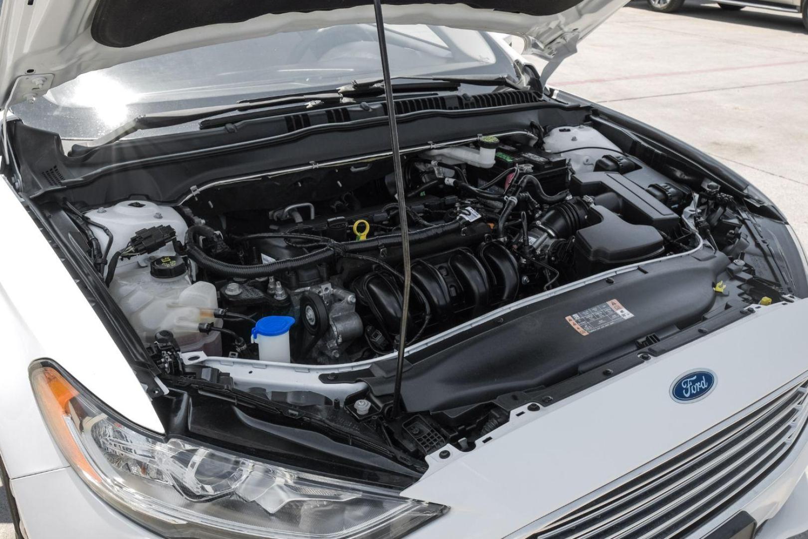 2018 white Ford Fusion S (3FA6P0G7XJR) with an 2.5L L4 DOHC 16V engine, 6-Speed Automatic transmission, located at 2401 E Main St., Grand Prairie, TX, 75050, (972) 262-4440, 32.748981, -96.969643 - Photo#52