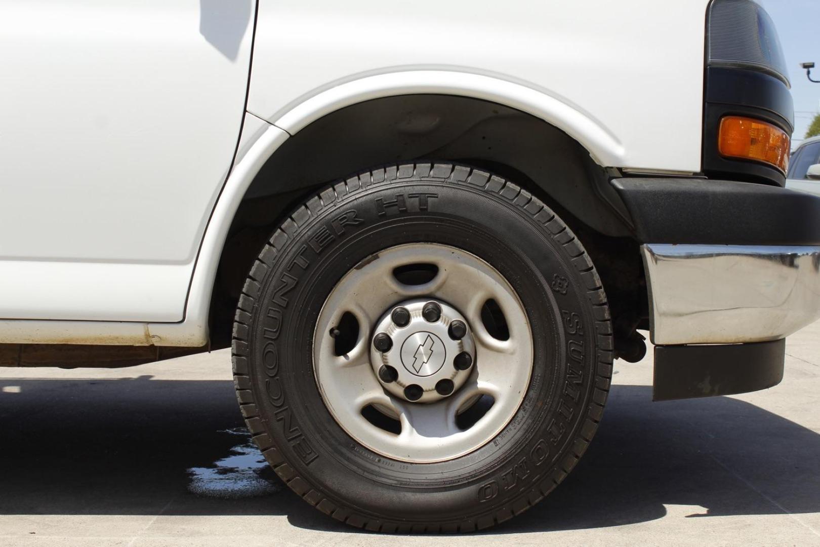 2019 white Chevrolet Express 2500 Cargo (1GCWGAFP6K1) with an 4.3L V6 engine, 6-Speed Automatic transmission, located at 2401 E Main St., Grand Prairie, TX, 75050, (972) 262-4440, 32.748981, -96.969643 - Photo#25