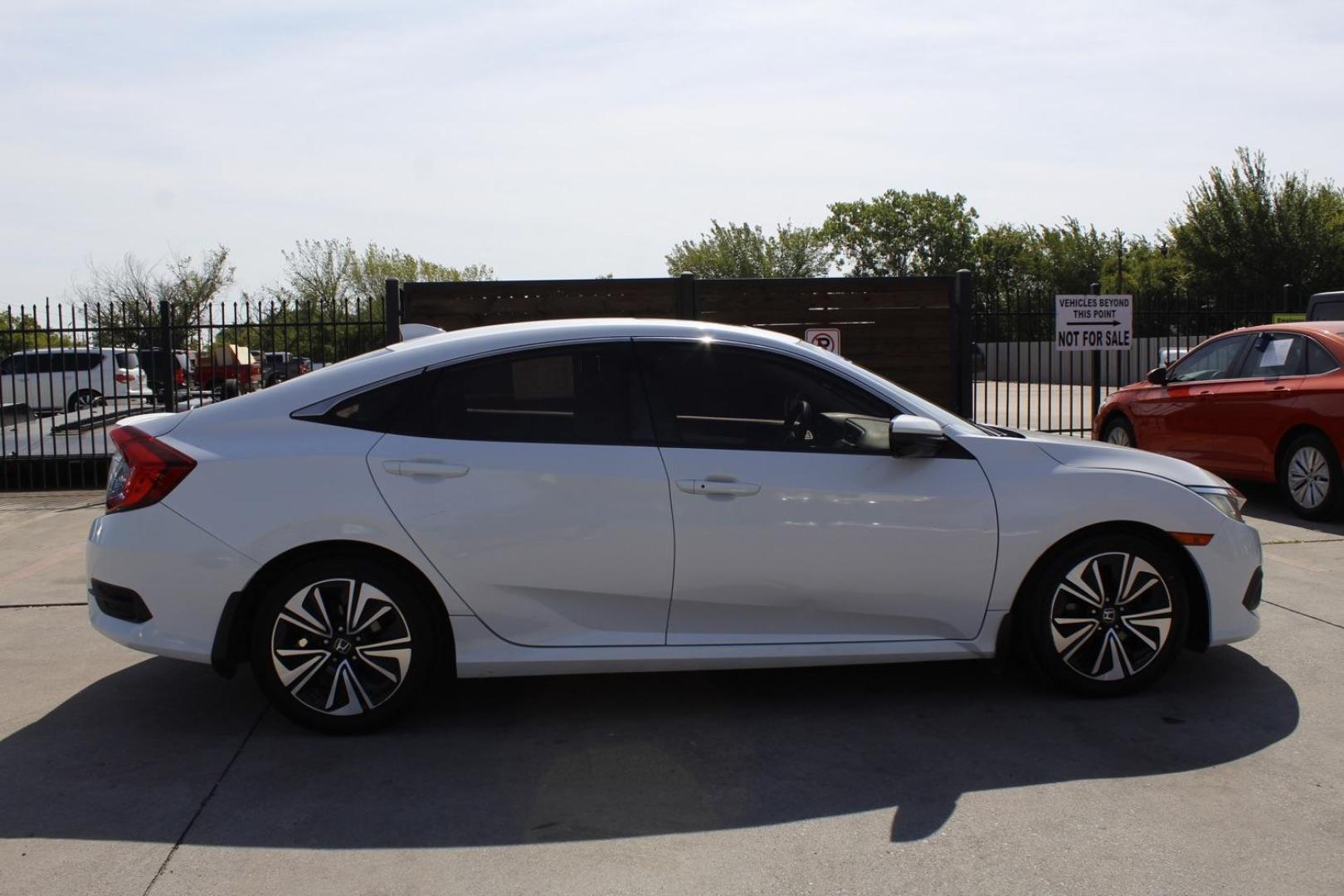 2016 WHITE Honda Civic EX-T Sedan CVT (19XFC1F33GE) with an 1.5L L4 DOHC 16V TURBO engine, Continuously Variable Transmission transmission, located at 2401 E Main St., Grand Prairie, TX, 75050, (972) 262-4440, 32.748981, -96.969643 - Photo#2