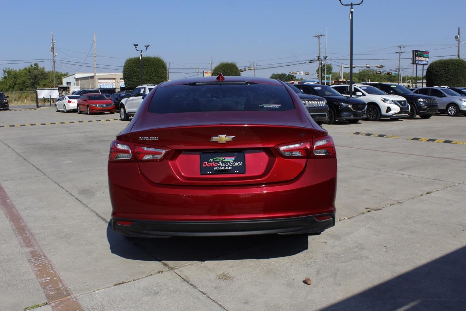 2019 RED Chevrolet Malibu LT (1G1ZD5ST4KF) with an 1.5L L4 DOHC 16V engine, 6-Speed Automatic transmission, located at 2401 E Main St., Grand Prairie, TX, 75050, (972) 262-4440, 32.748981, -96.969643 - Photo#4