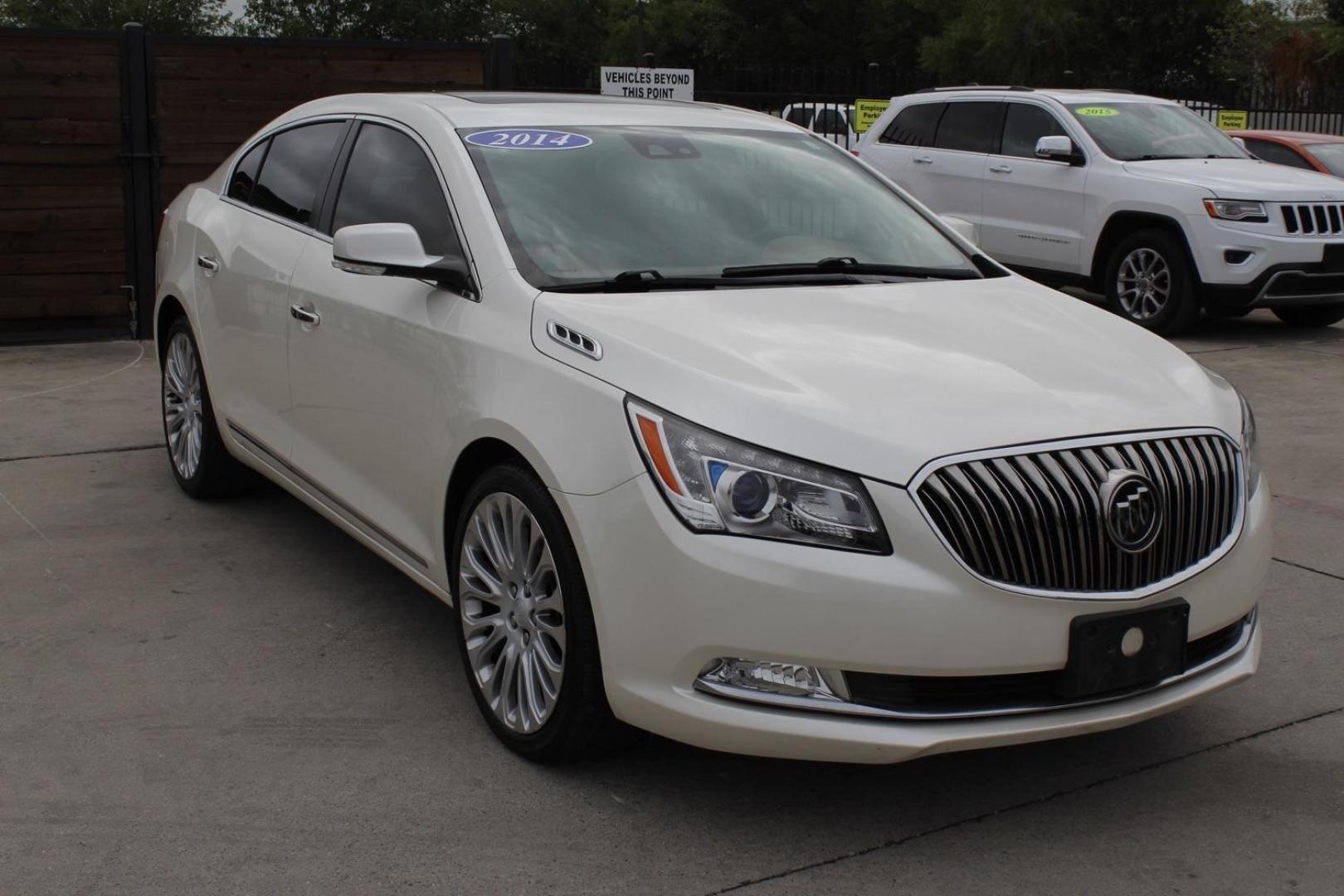 2014 WHITE Buick LaCrosse Premium Package 2, w/Leather (1G4GF5G35EF) with an 3.6L V6 DOHC 24V FFV engine, 6-Speed Automatic transmission, located at 2401 E Main St., Grand Prairie, TX, 75050, (972) 262-4440, 32.748981, -96.969643 - Photo#1