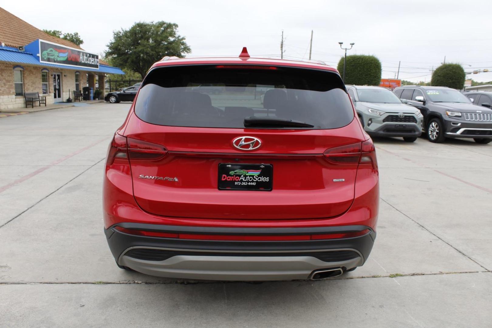 2021 RED Hyundai Santa Fe SE AWD (5NMS1DAJ0MH) with an 2.5L L4 DOHC 16V engine, 6-Speed Automatic transmission, located at 2401 E Main St., Grand Prairie, TX, 75050, (972) 262-4440, 32.748981, -96.969643 - Photo#4