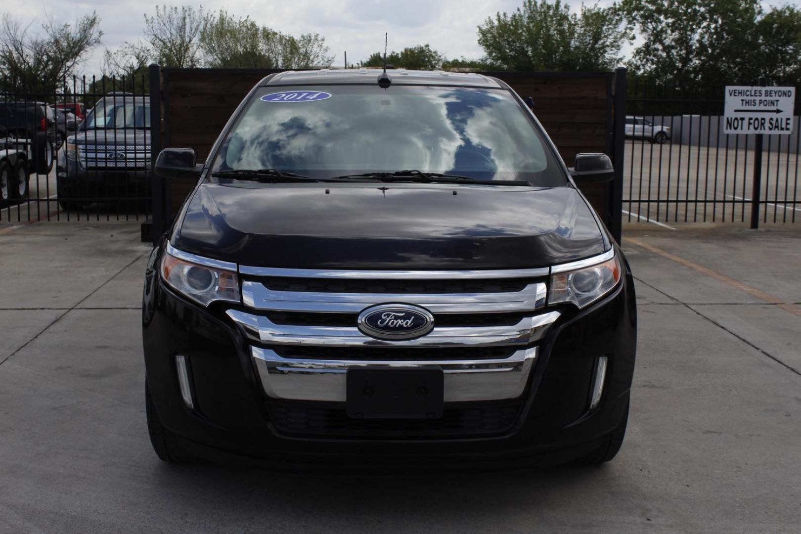 2014 Brown Ford Edge Limited FWD (2FMDK3KC5EB) with an 3.5L V6 DOHC 24V engine, 6-Speed Automatic transmission, located at 2401 E Main St., Grand Prairie, TX, 75050, (972) 262-4440, 32.748981, -96.969643 - Photo#0