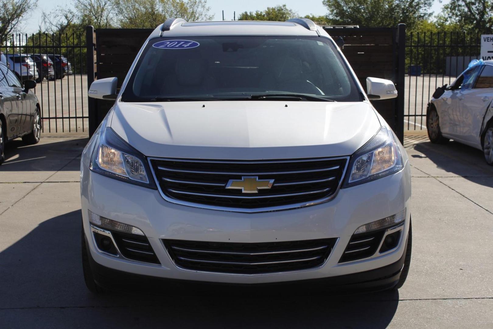 2014 WHITE Chevrolet Traverse LTZ AWD (1GNKVJKD2EJ) with an 3.6L V6 DOHC 24V engine, 6-Speed Automatic transmission, located at 2401 E Main St., Grand Prairie, TX, 75050, (972) 262-4440, 32.748981, -96.969643 - Photo#0