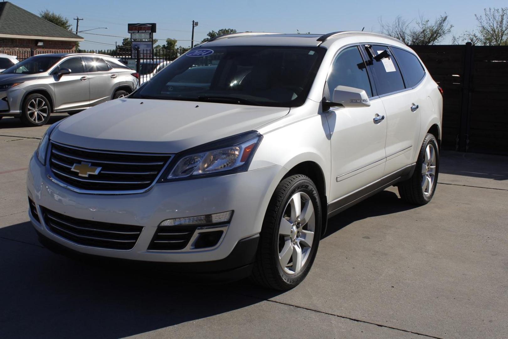 2014 WHITE Chevrolet Traverse LTZ AWD (1GNKVJKD2EJ) with an 3.6L V6 DOHC 24V engine, 6-Speed Automatic transmission, located at 2401 E Main St., Grand Prairie, TX, 75050, (972) 262-4440, 32.748981, -96.969643 - Photo#1