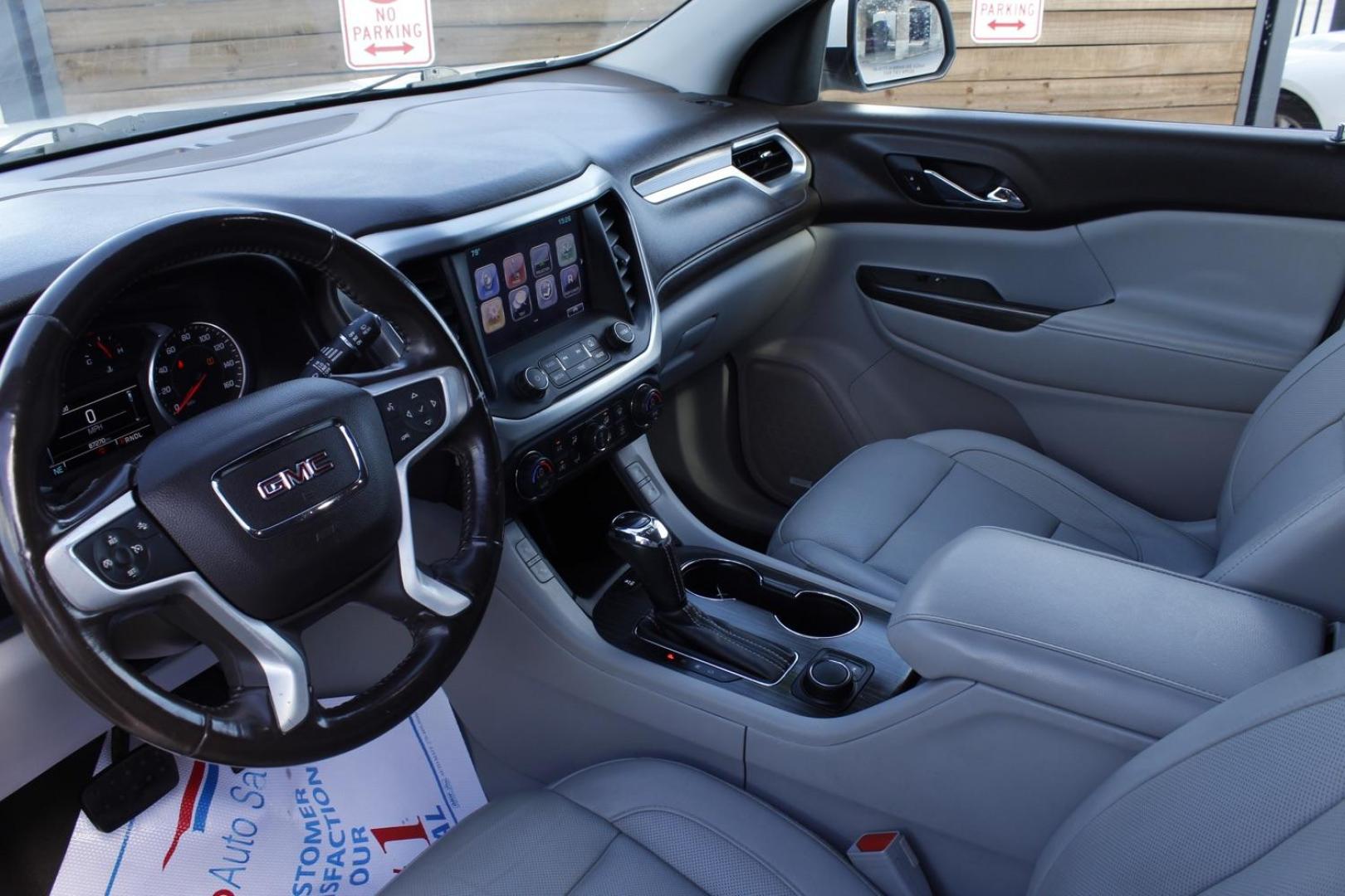 2018 WHITE GMC Acadia SLT-2 FWD (1GKKNNLS2JZ) with an 3.6L V6 DOHC 24V engine, 6-Speed Automatic transmission, located at 2401 E Main St., Grand Prairie, TX, 75050, (972) 262-4440, 32.748981, -96.969643 - Photo#15