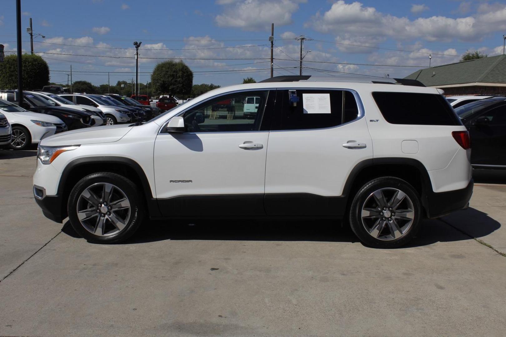 2018 WHITE GMC Acadia SLT-2 FWD (1GKKNNLS2JZ) with an 3.6L V6 DOHC 24V engine, 6-Speed Automatic transmission, located at 2401 E Main St., Grand Prairie, TX, 75050, (972) 262-4440, 32.748981, -96.969643 - Photo#2