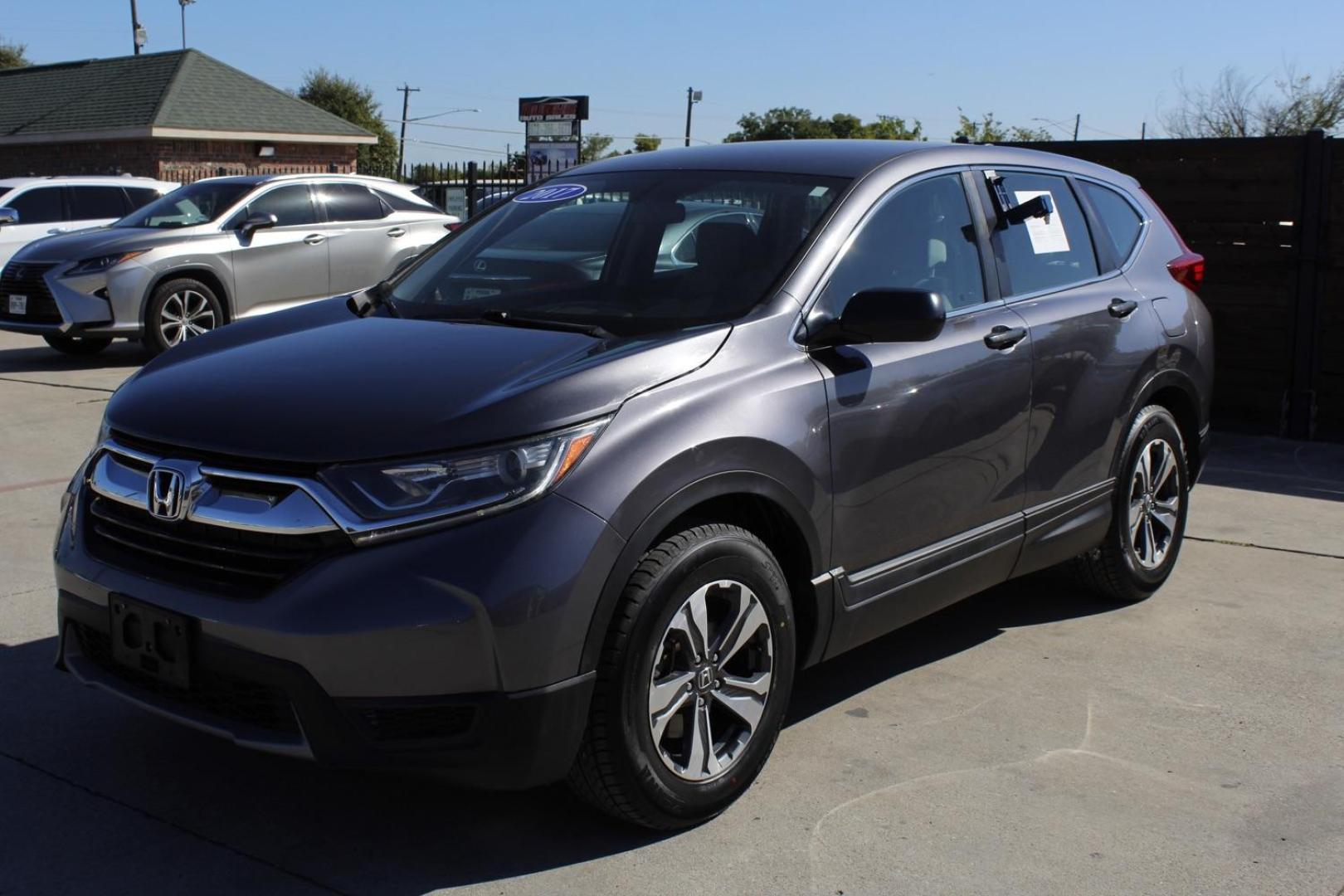 2017 GRAY Honda CR-V LX 2WD (2HKRW5H31HH) with an 2.4L L4 DOHC 16V engine, Continuously Variable Transmission transmission, located at 2401 E Main St., Grand Prairie, TX, 75050, (972) 262-4440, 32.748981, -96.969643 - Photo#1