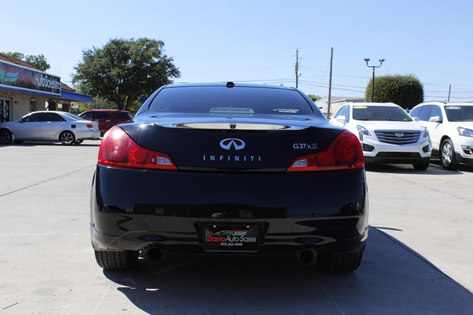 2013 Black Infiniti G Coupe x AWD (JN1CV6EL0DM) with an 3.7L V6 DOHC 24V engine, 5-Speed Automatic transmission, located at 2401 E Main St., Grand Prairie, TX, 75050, (972) 262-4440, 32.748981, -96.969643 - Photo#5