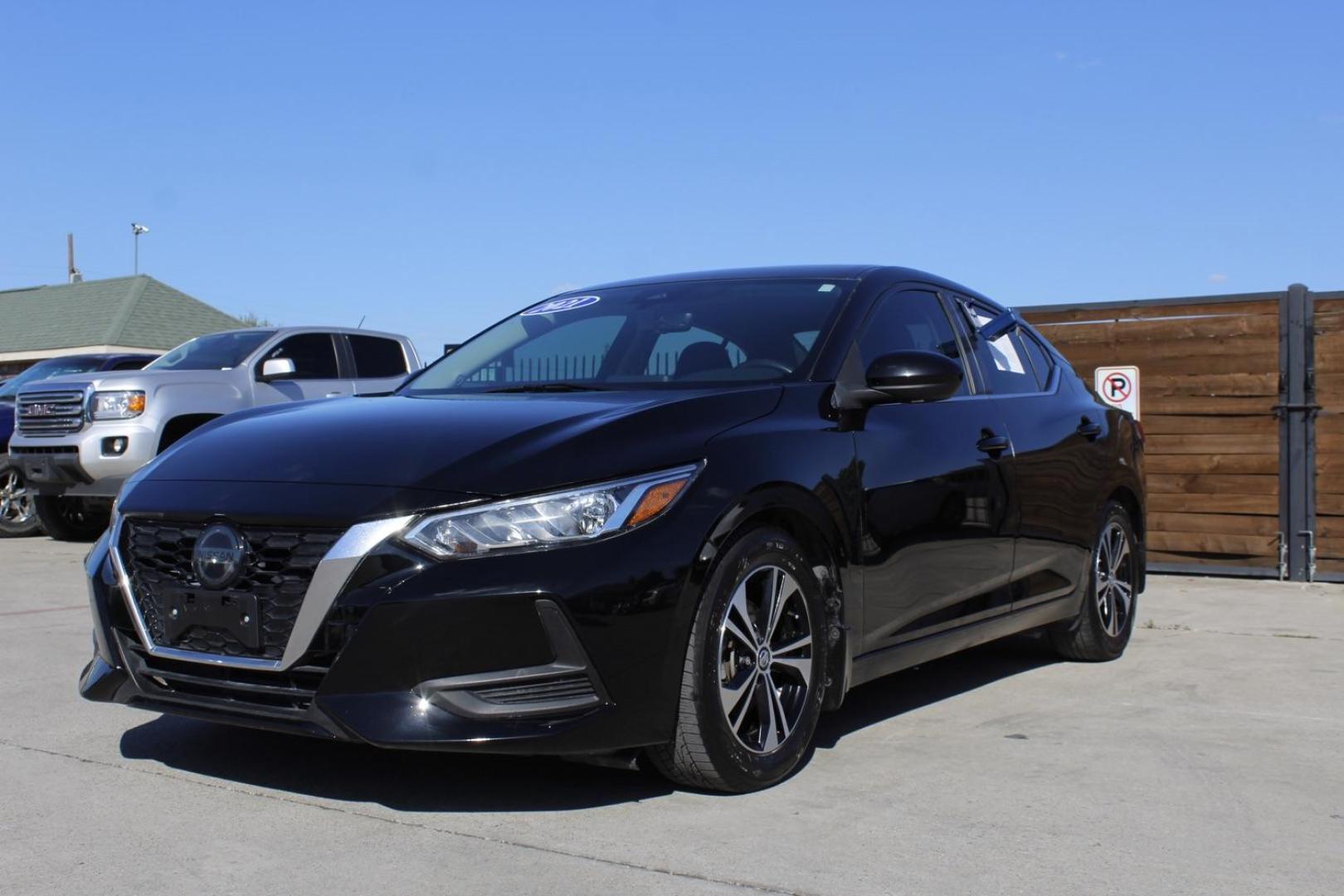 2021 BLACK Nissan Sentra SV (3N1AB8CVXMY) with an 1.8L L4 SFI DOHC 16V engine, Continuously Variable Transmission transmission, located at 2401 E Main St., Grand Prairie, TX, 75050, (972) 262-4440, 32.748981, -96.969643 - Photo#1