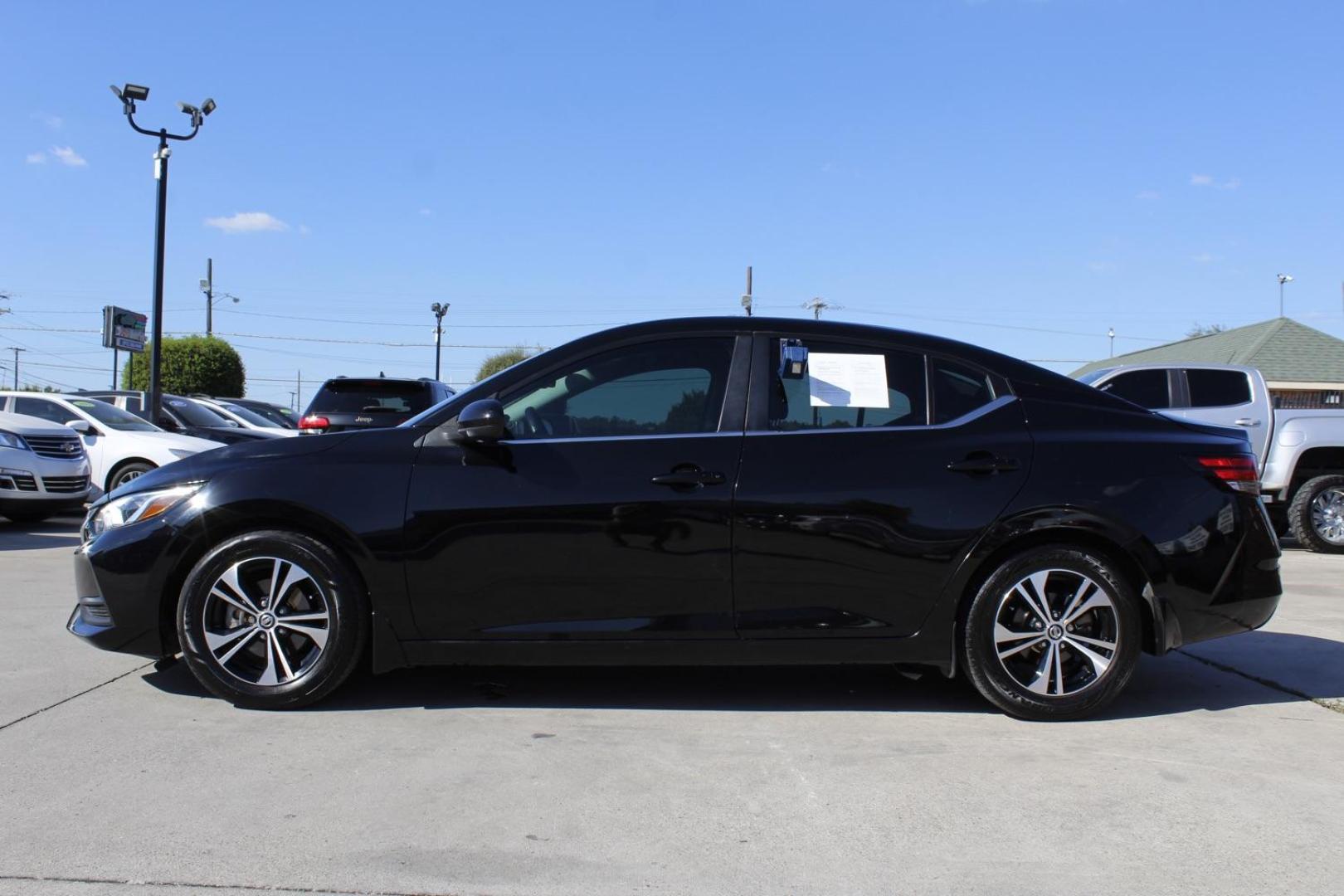 2021 BLACK Nissan Sentra SV (3N1AB8CVXMY) with an 1.8L L4 SFI DOHC 16V engine, Continuously Variable Transmission transmission, located at 2401 E Main St., Grand Prairie, TX, 75050, (972) 262-4440, 32.748981, -96.969643 - Photo#2