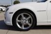 2015 White Chevrolet Camaro 1LT Coupe (2G1FD1E31F9) with an 3.6L V6 DOHC 24V FFV engine, 6-Speed Automatic transmission, located at 2401 E Main St., Grand Prairie, TX, 75050, (972) 262-4440, 32.748981, -96.969643 - Photo#3