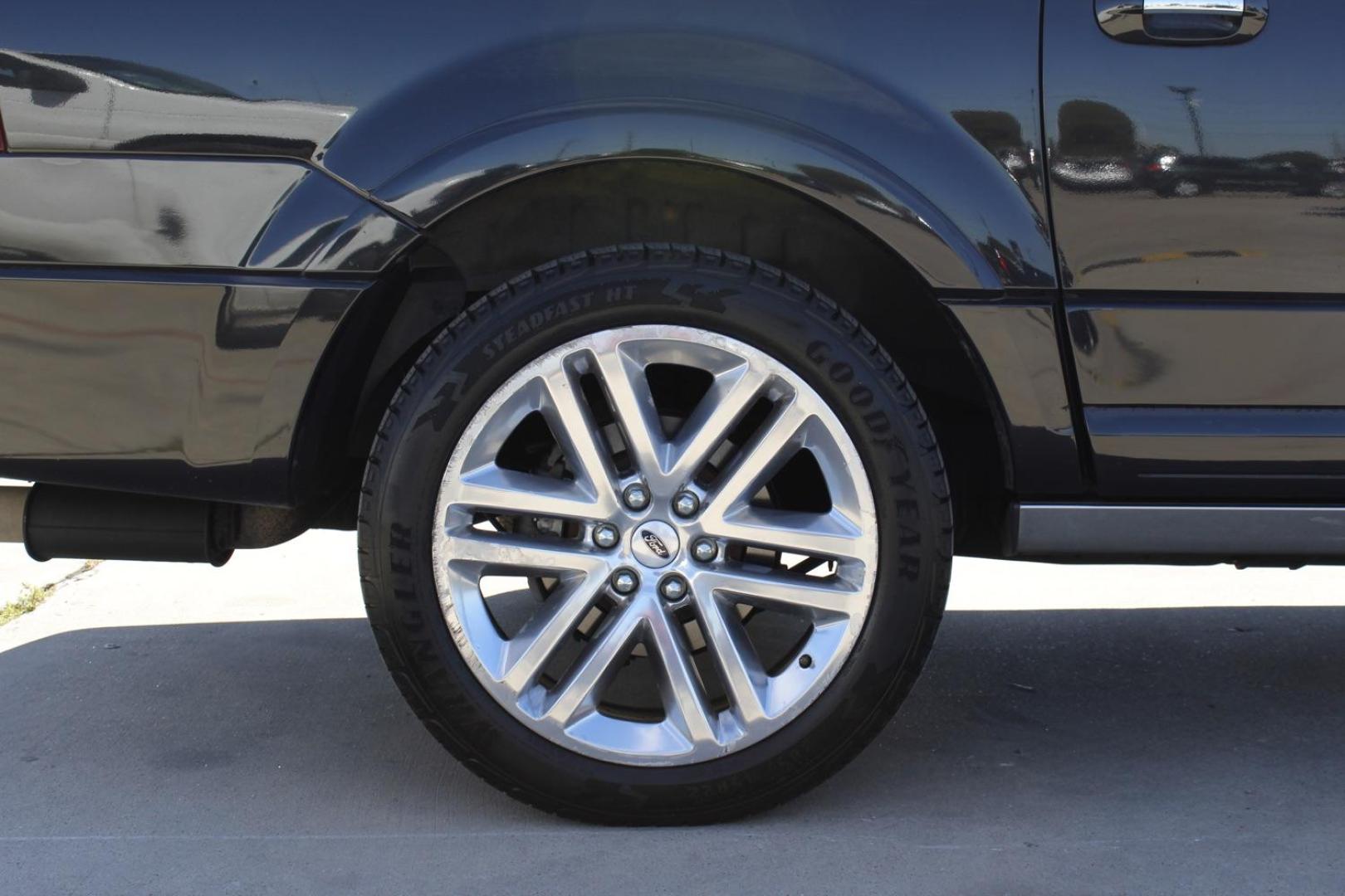 2015 Black Ford Expedition EL Platinum 4WD (1FMJK1MT7FE) with an 3.5L V6 DOHC 24V FFV engine, 6-Speed Automatic transmission, located at 2401 E Main St., Grand Prairie, TX, 75050, (972) 262-4440, 32.748981, -96.969643 - Photo#12