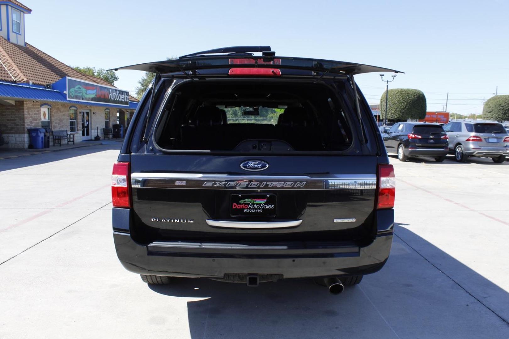 2015 Black Ford Expedition EL Platinum 4WD (1FMJK1MT7FE) with an 3.5L V6 DOHC 24V FFV engine, 6-Speed Automatic transmission, located at 2401 E Main St., Grand Prairie, TX, 75050, (972) 262-4440, 32.748981, -96.969643 - Photo#7